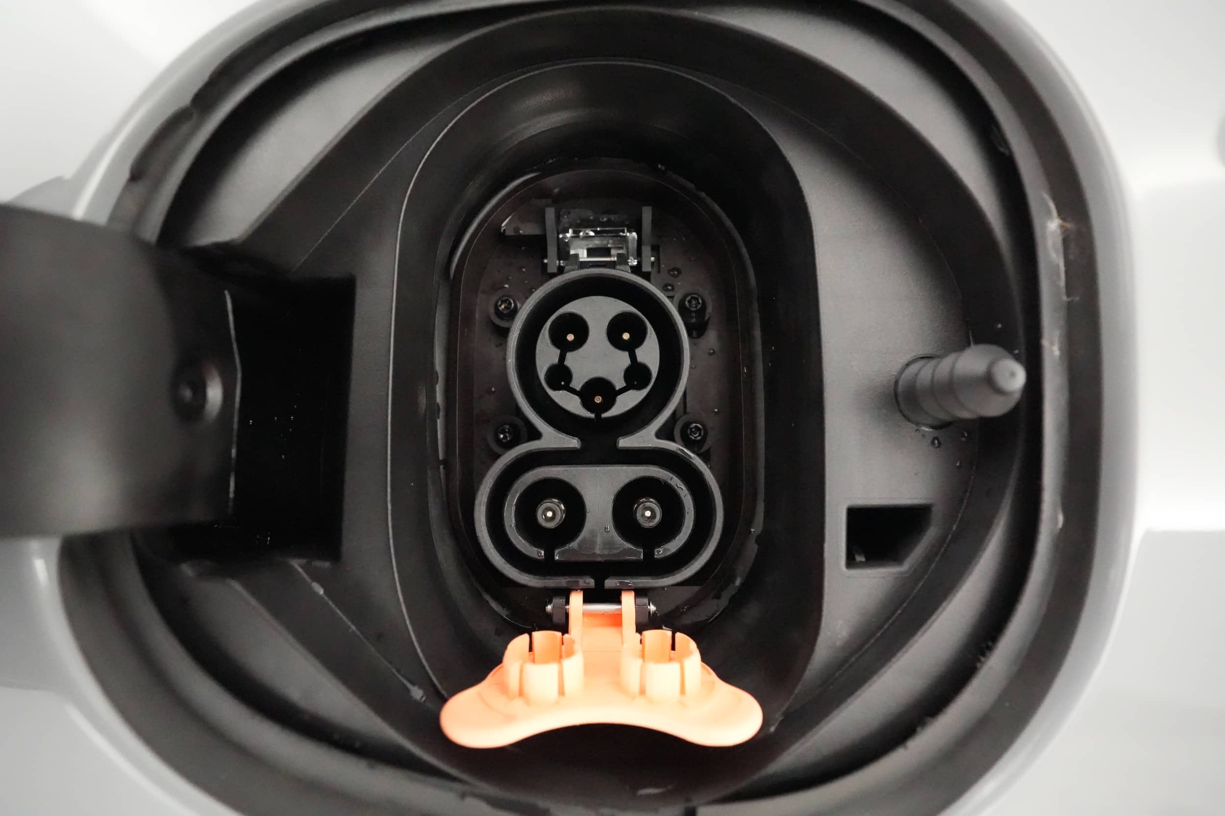 EverCars Co. vehicle image 18 for Chevrolet Bolt -  LT on EverCars Co.