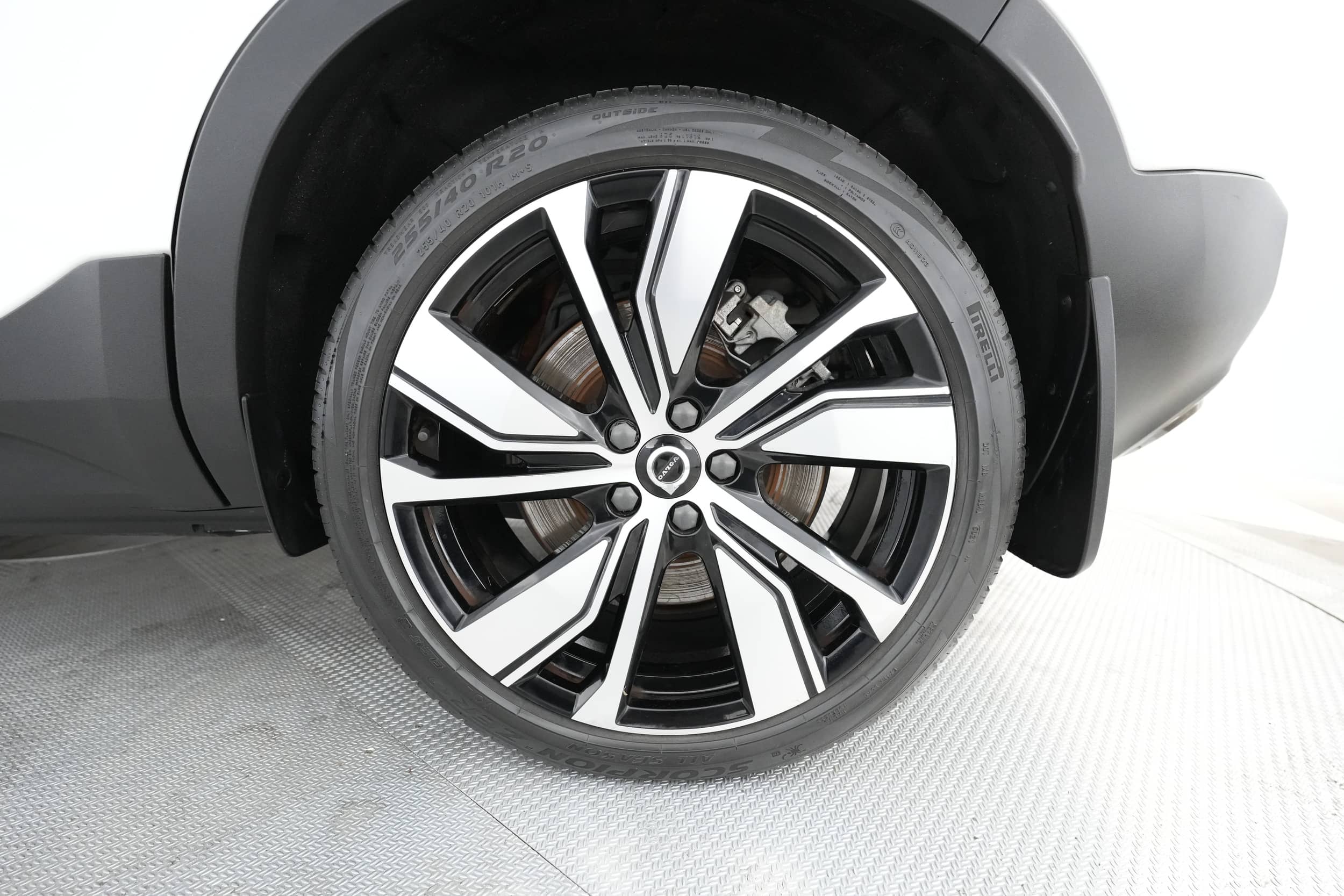 EverCars Co. vehicle image 13 for Volvo XC40 Recharge -  P8 on EverCars Co.