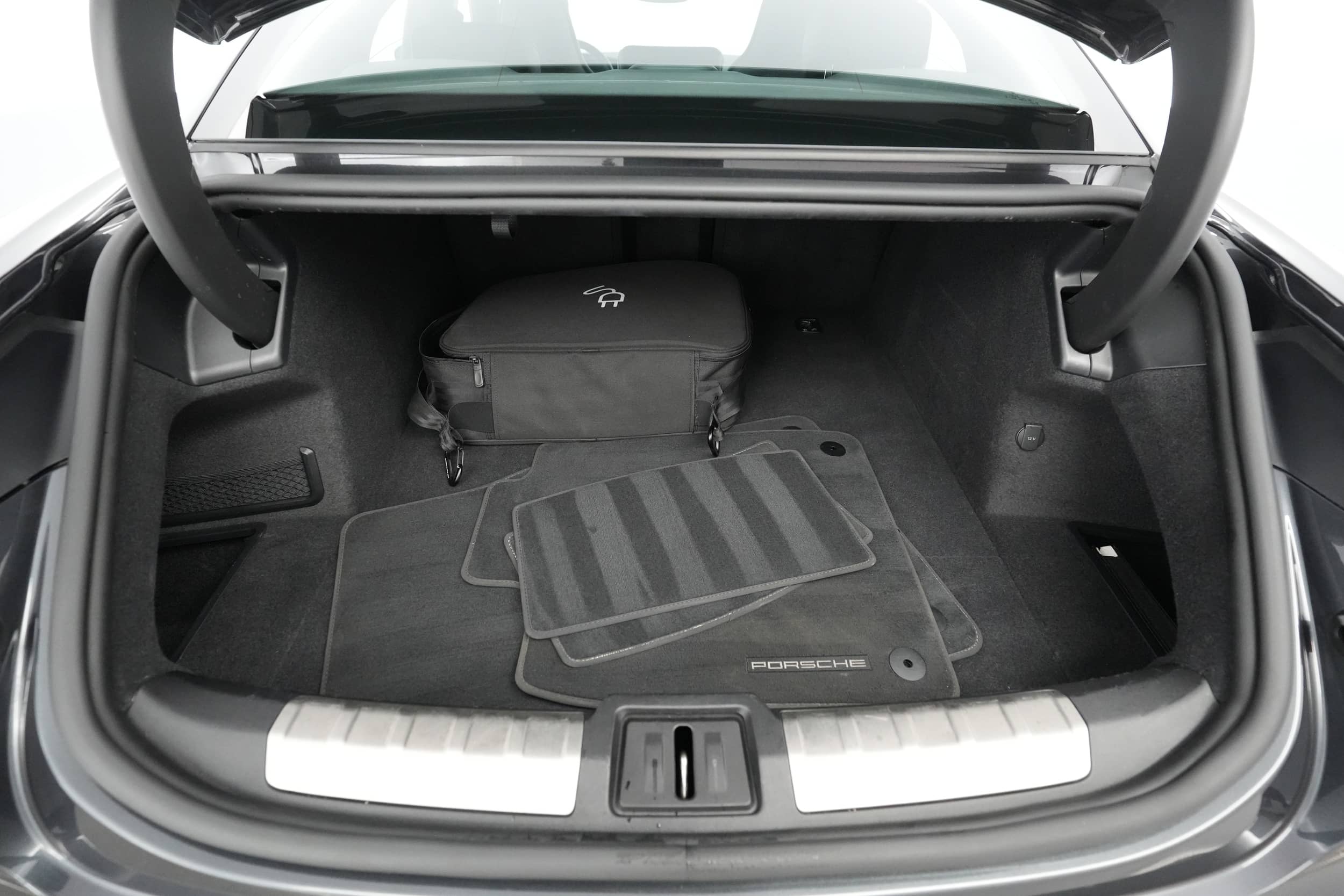 EverCars Co. vehicle image 6 for Porsche Taycan -  4S on EverCars Co.