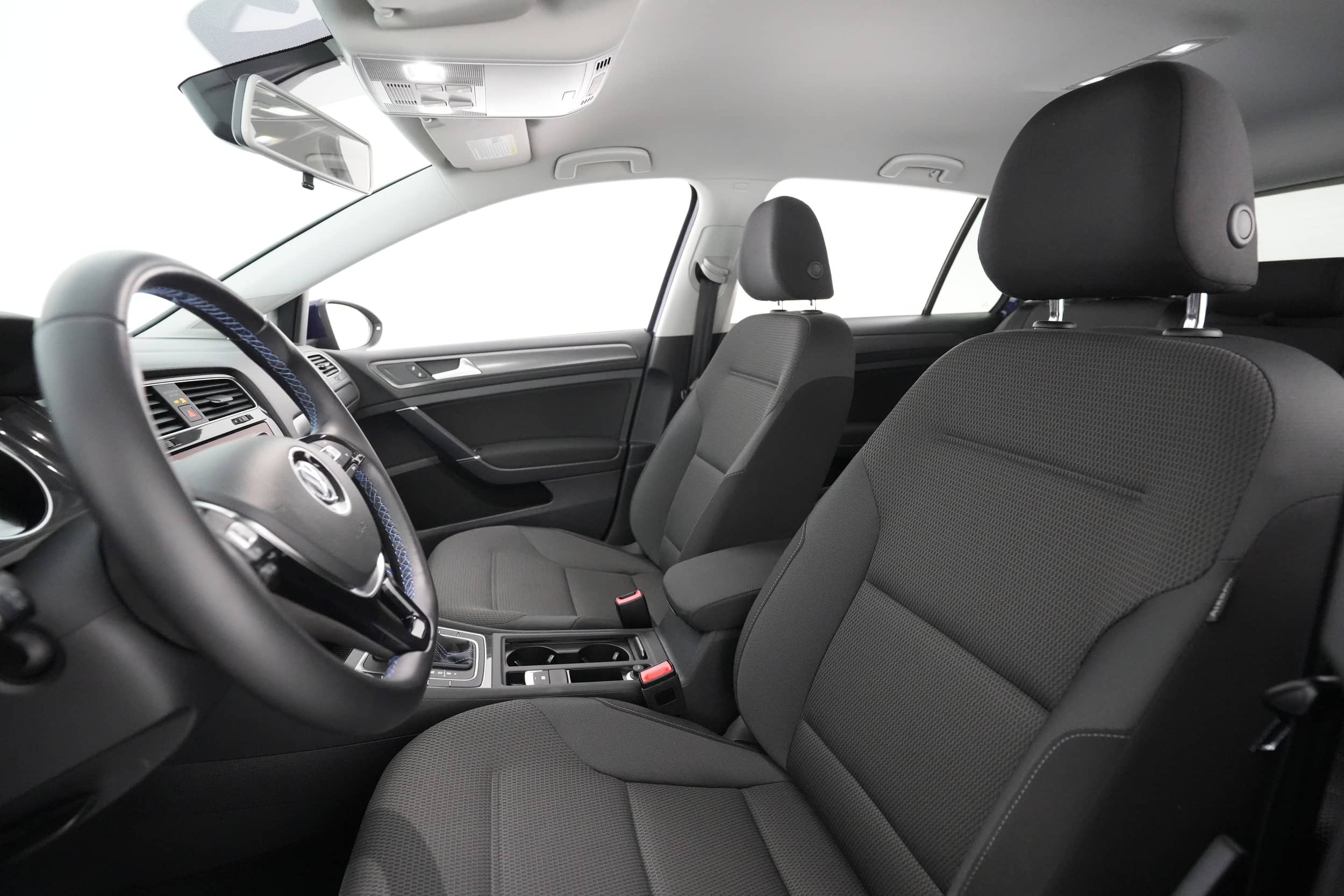 EverCars Co. vehicle image 15 for Volkswagen e-Golf -  SE on EverCars Co.