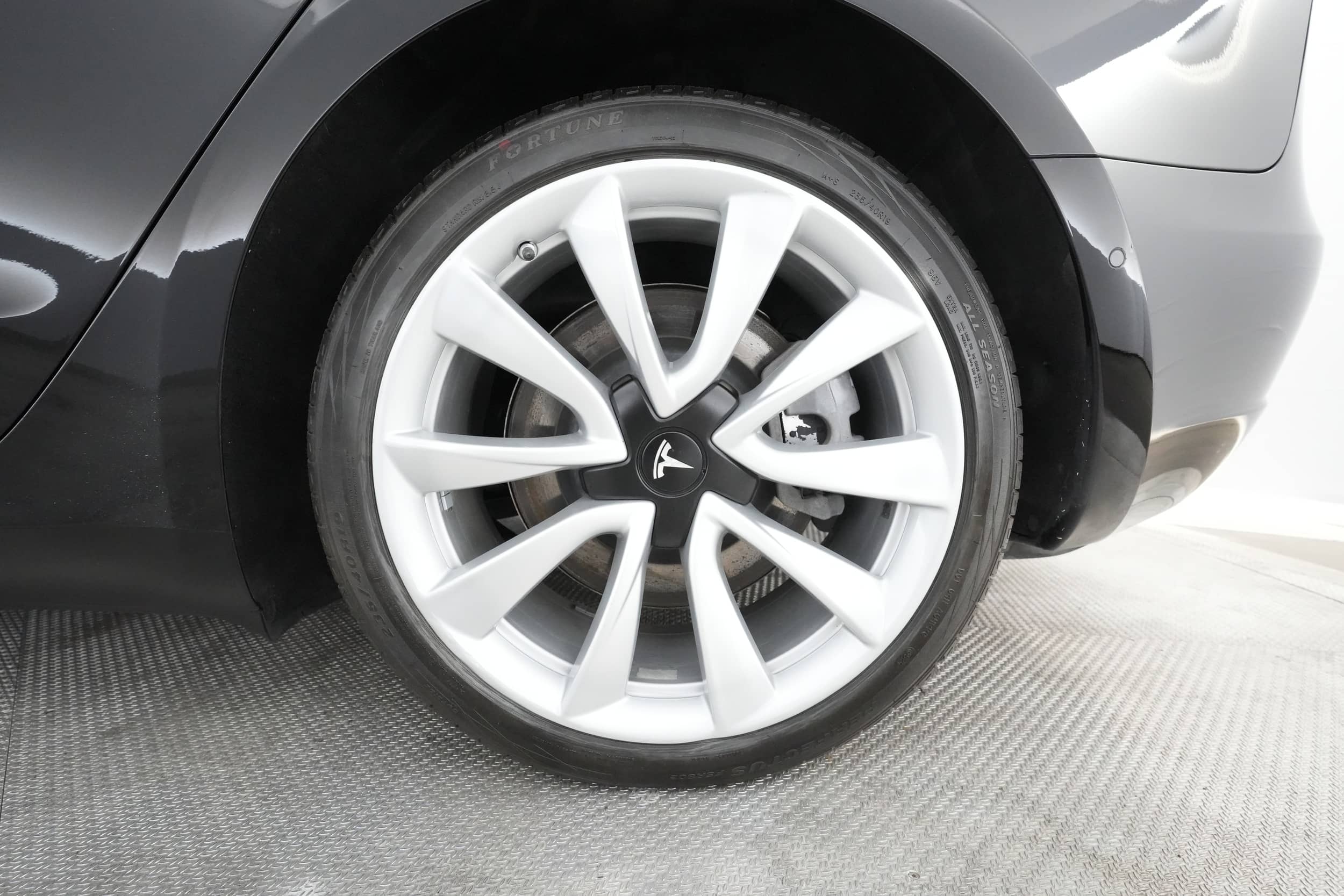 EverCars Co. vehicle image 12 for Tesla Model 3 -  Standard on EverCars Co.