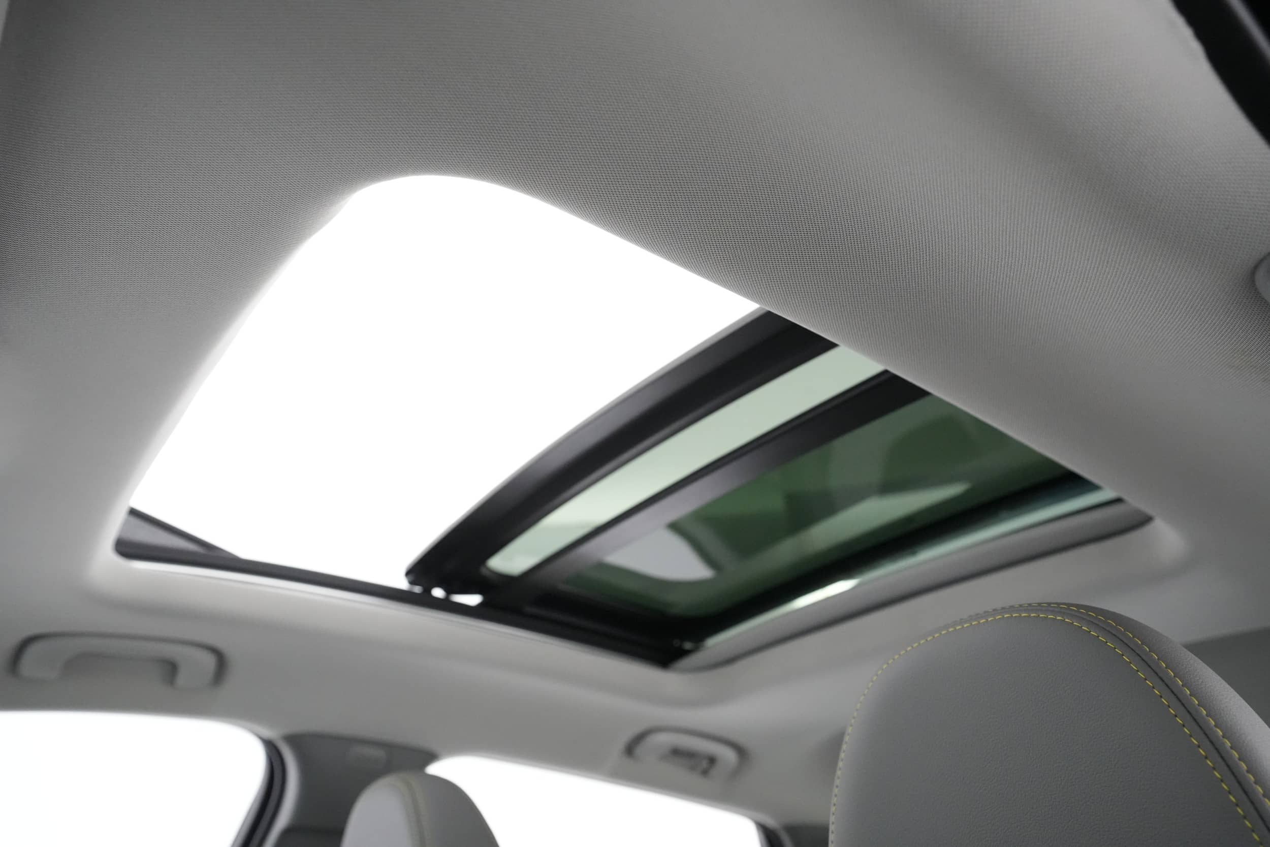 EverCars Co. vehicle image 21 for Chevrolet Bolt EUV -  Premier on EverCars Co.