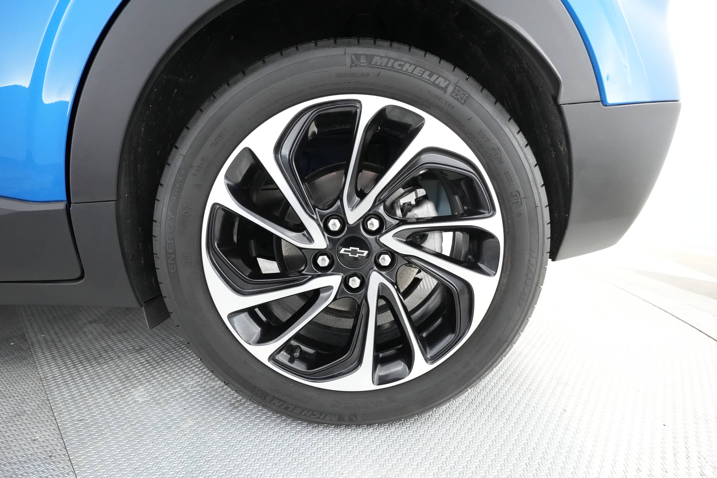 EverCars Co. vehicle image 13 for Chevrolet Bolt EUV -  Premier on EverCars Co.