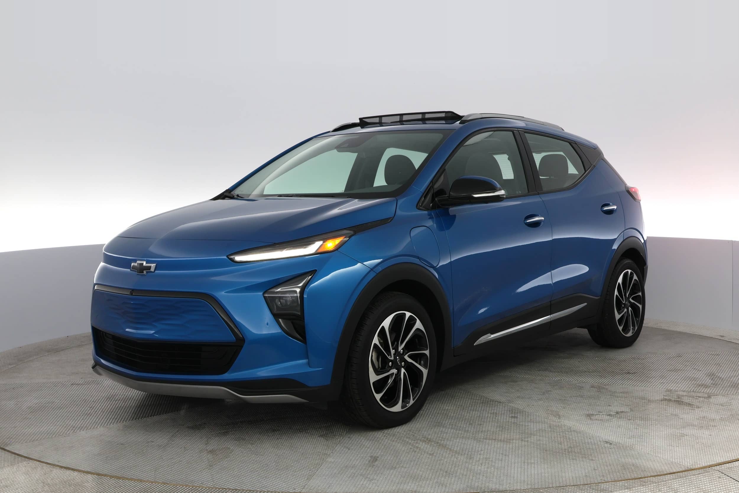EverCars Co. vehicle image 1 for Chevrolet Bolt EUV -  Premier on EverCars Co.