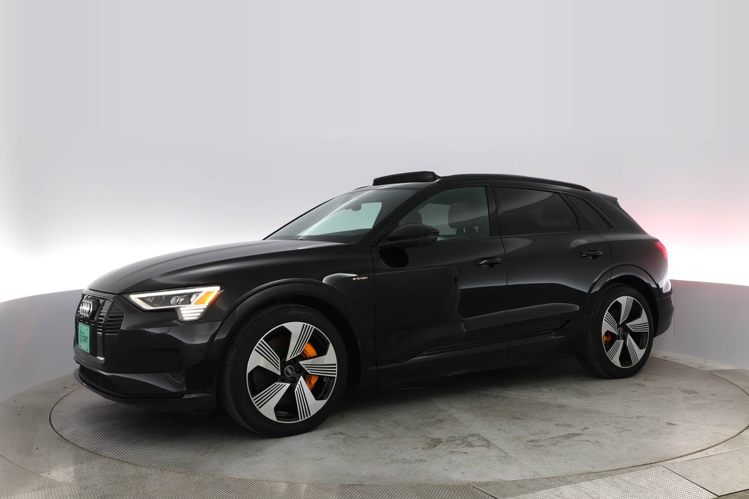 EverCars Co. vehicle image 10 for Audi e-tron -  Premium Plus on EverCars Co.