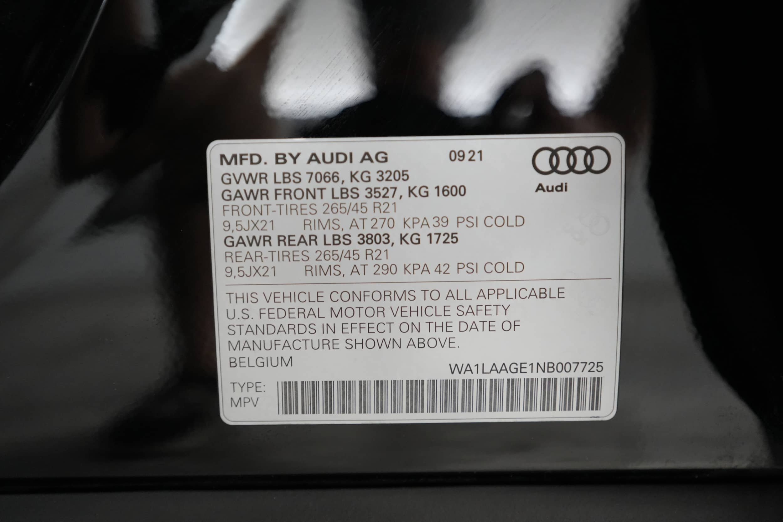 EverCars Co. vehicle image 25 for Audi e-tron -  Premium Plus on EverCars Co.