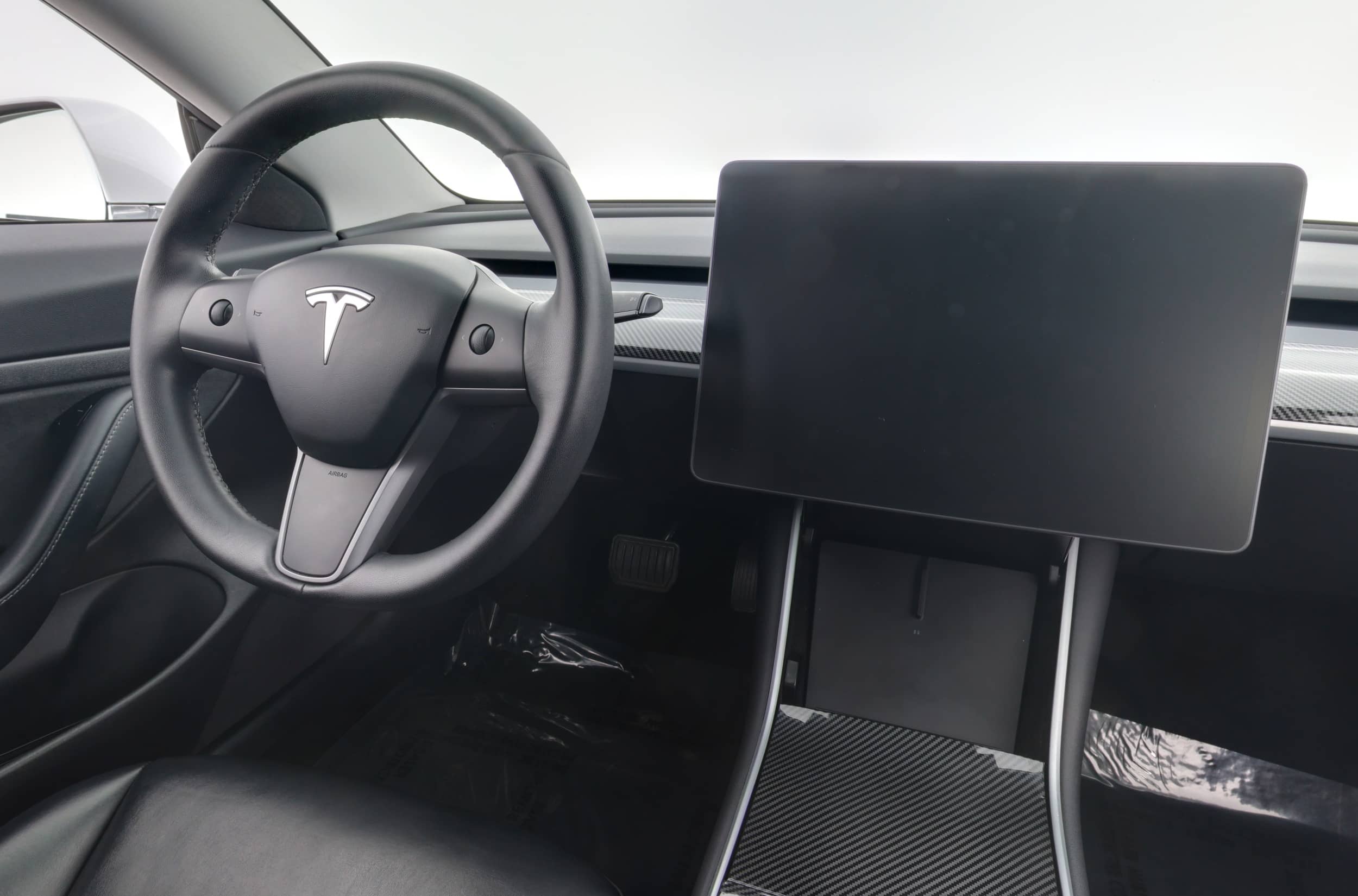 EverCars Co. vehicle image 3 for Tesla Model 3 -  Standard Range Plus on EverCars Co.