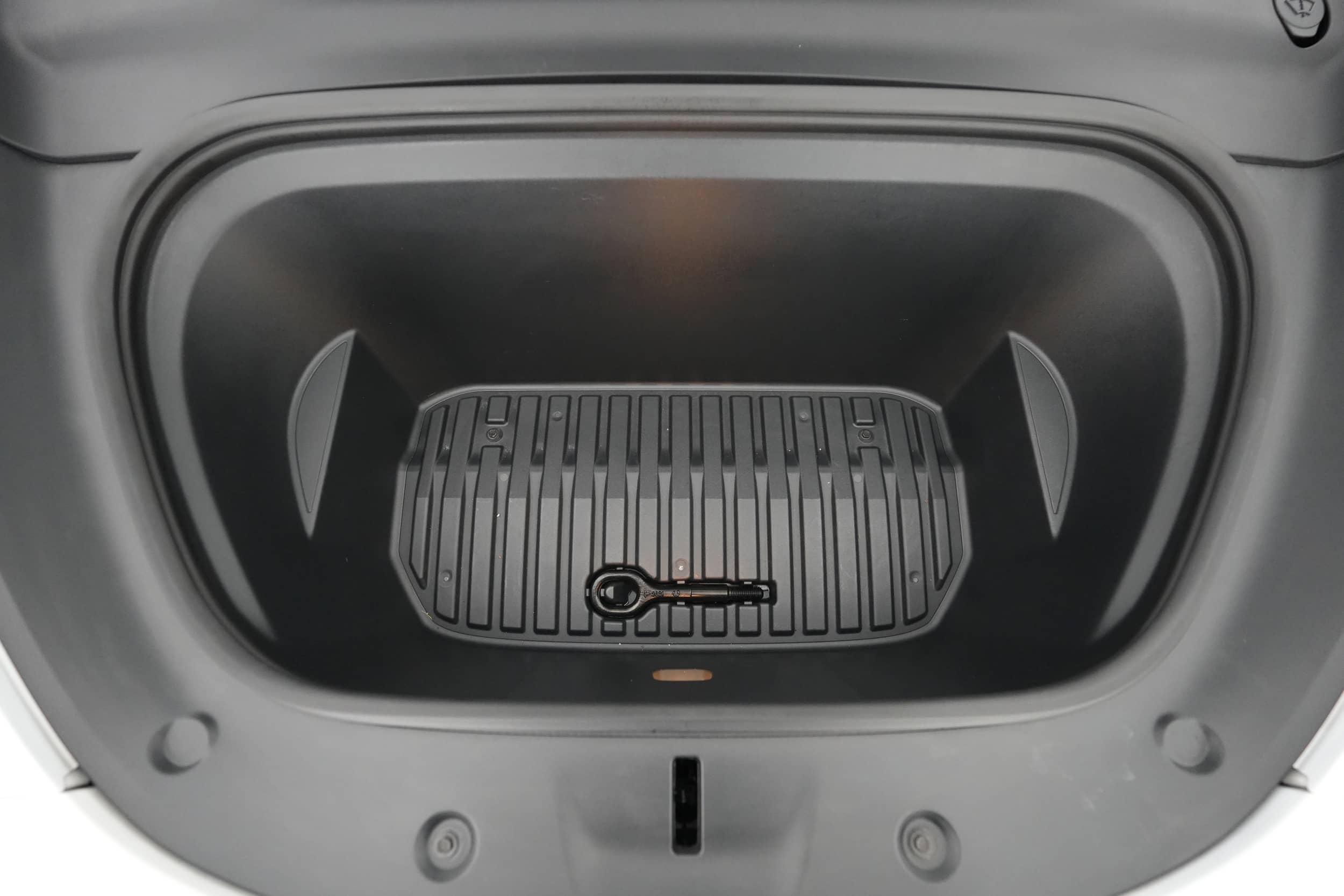 EverCars Co. vehicle image 21 for Tesla Model Y -  Long Range on EverCars Co.