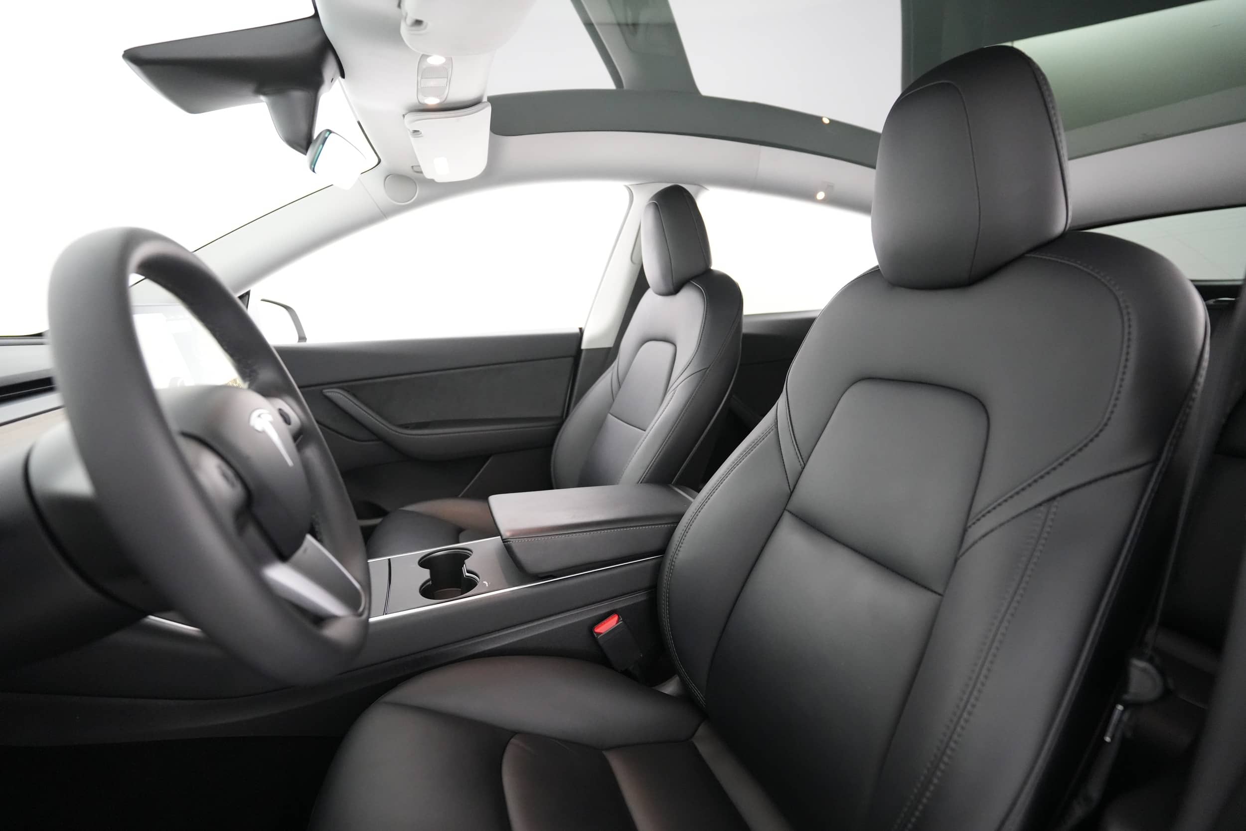 EverCars Co. vehicle image 3 for Tesla Model Y -  Long Range on EverCars Co.