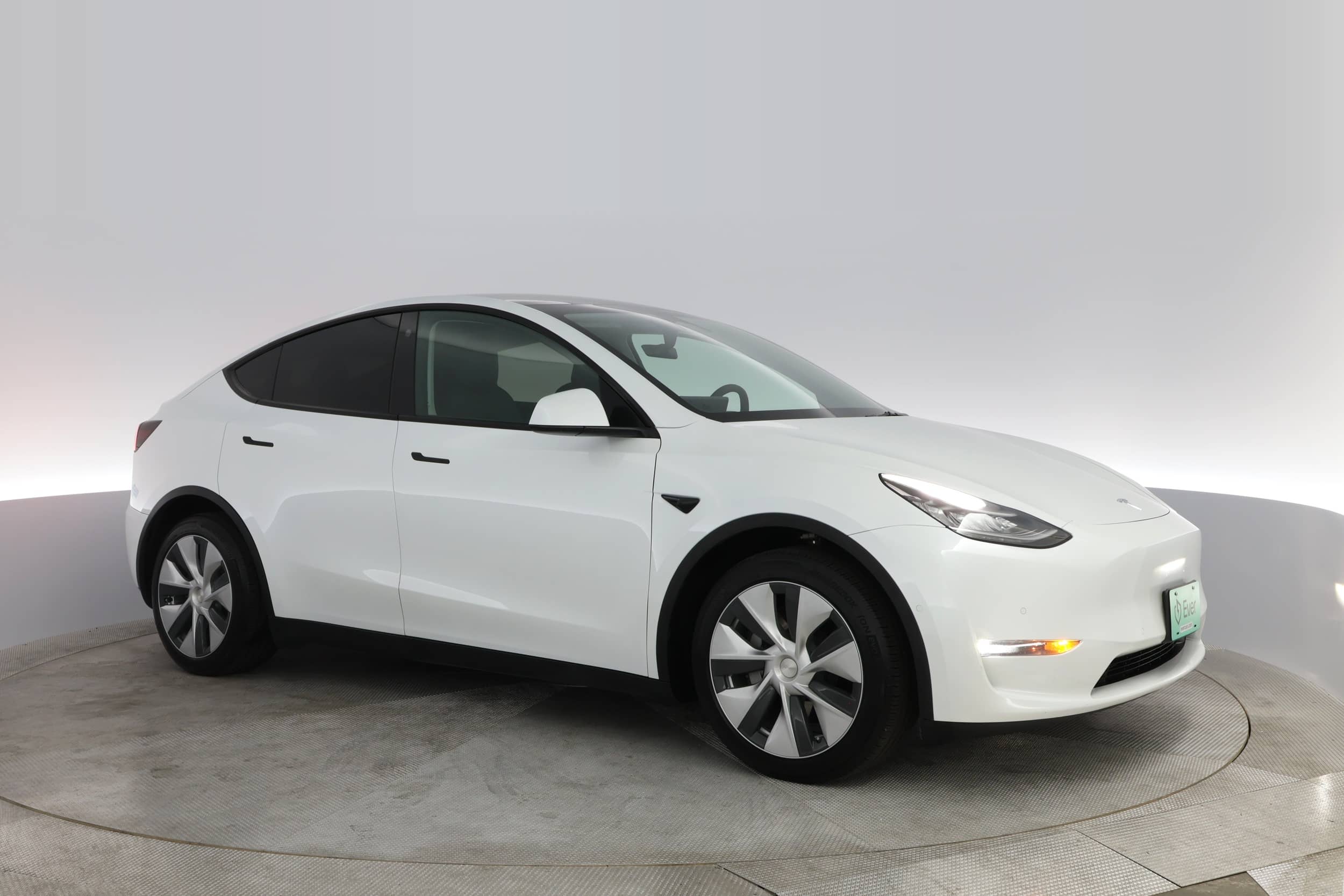 EverCars Co. vehicle image 11 for Tesla Model Y -  Long Range on EverCars Co.