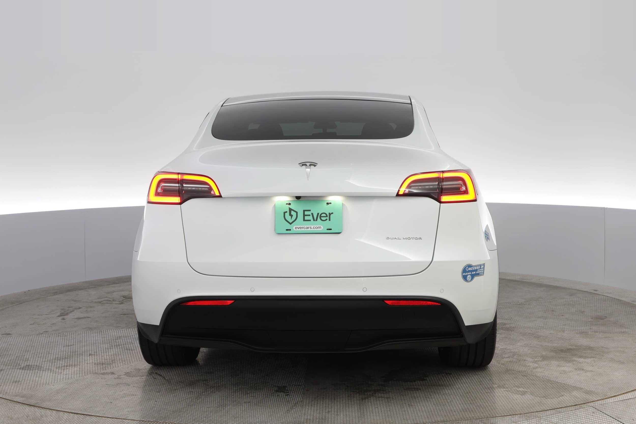 EverCars Co. vehicle image 13 for Tesla Model Y -  Long Range on EverCars Co.