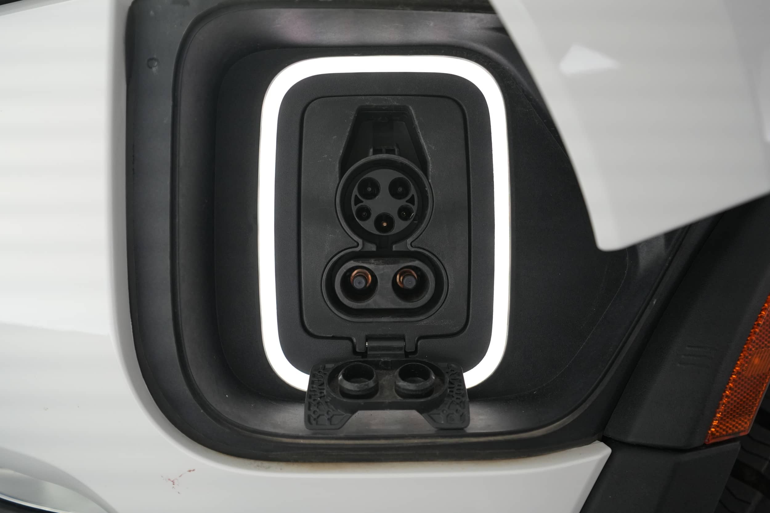 EverCars Co. vehicle image 8 for Rivian R1T -  Launch Edition on EverCars Co.