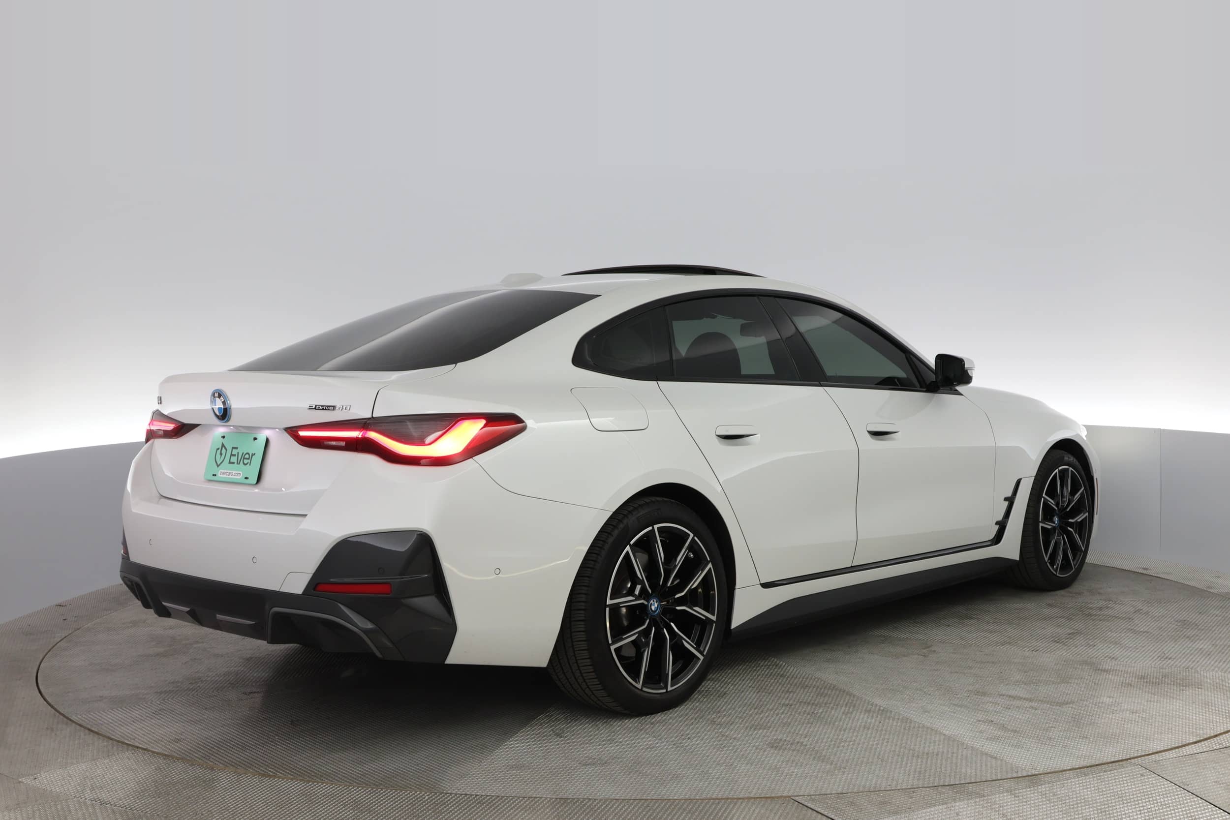EverCars Co. vehicle image 2 for BMW i4 -  eDrive40 on EverCars Co.