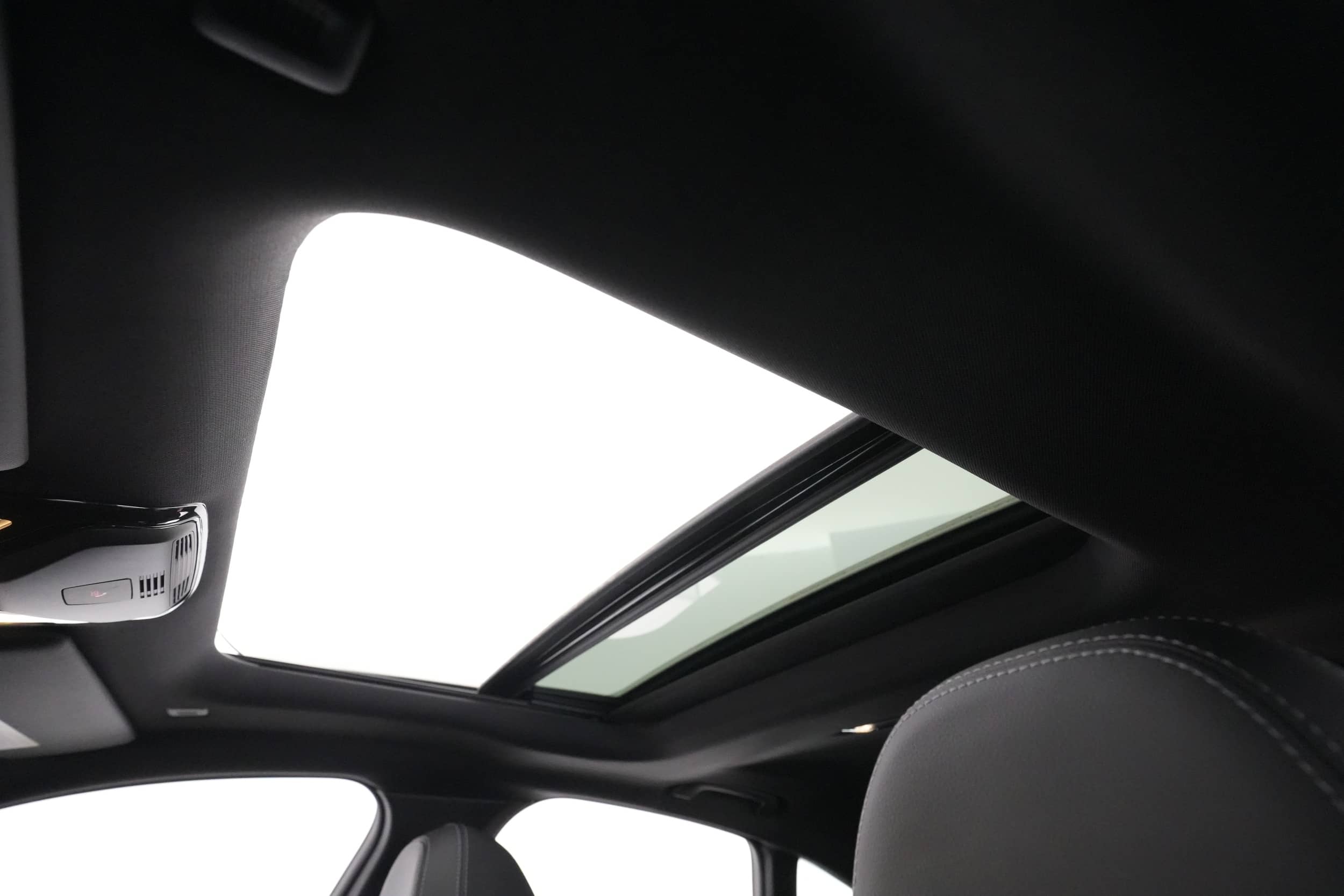 EverCars Co. vehicle image 19 for BMW i4 -  eDrive35 on EverCars Co.