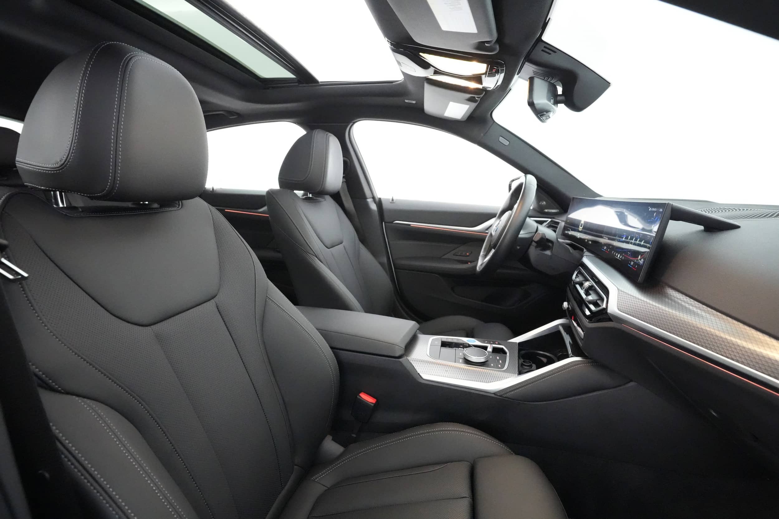 EverCars Co. vehicle image 18 for BMW i4 -  eDrive35 on EverCars Co.
