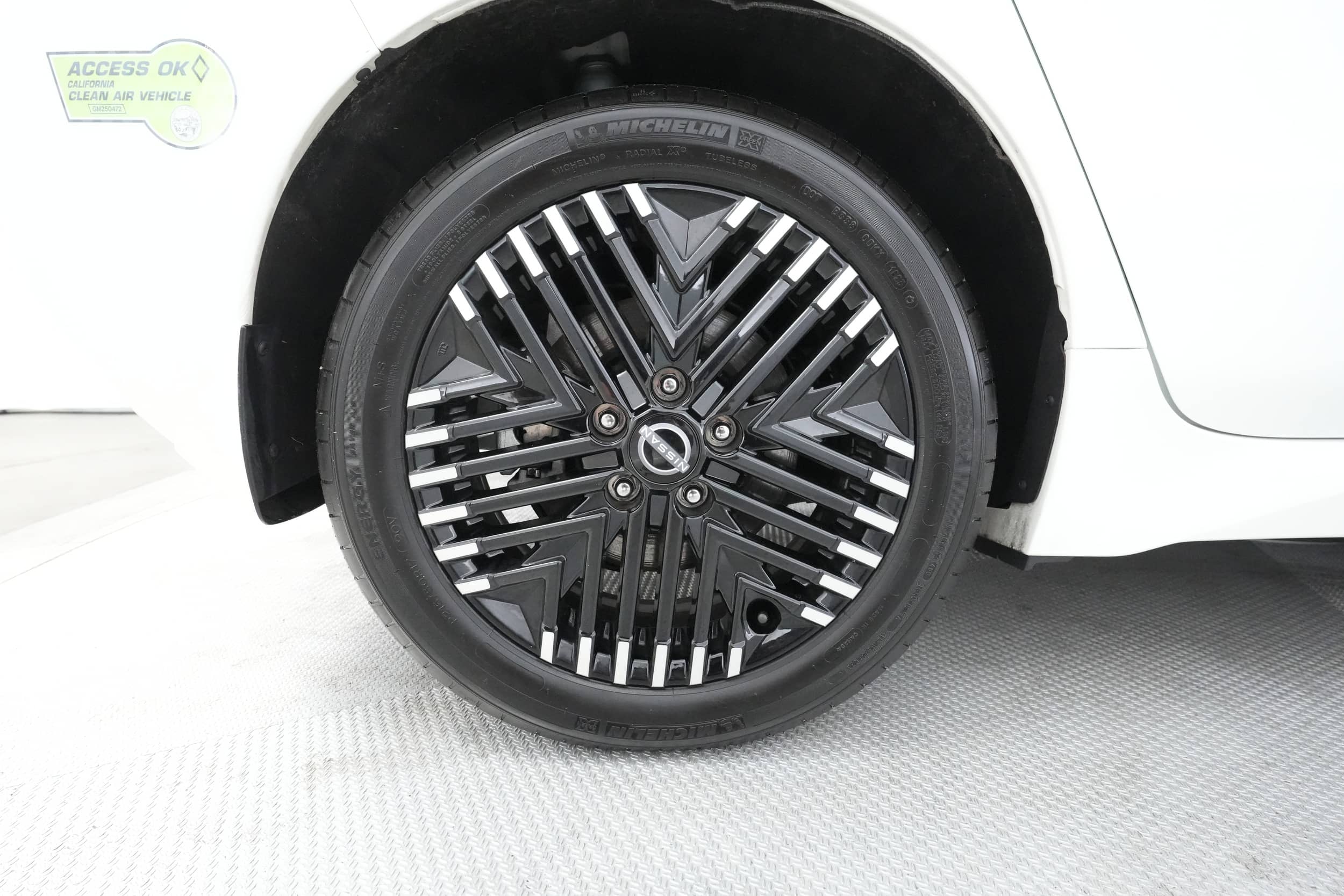 EverCars Co. vehicle image 14 for Nissan LEAF -  SV Plus on EverCars Co.