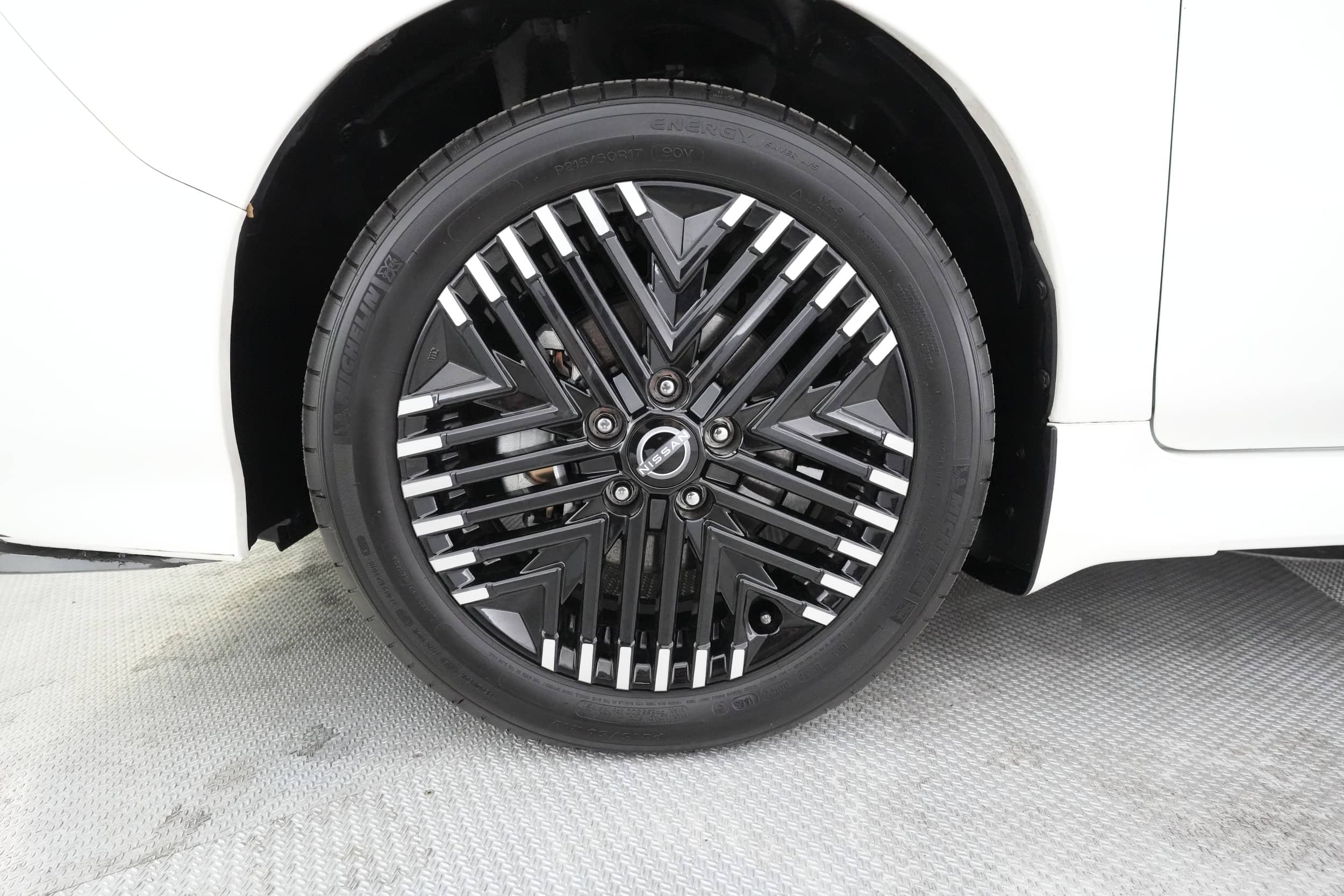 EverCars Co. vehicle image 11 for Nissan LEAF -  SV Plus on EverCars Co.