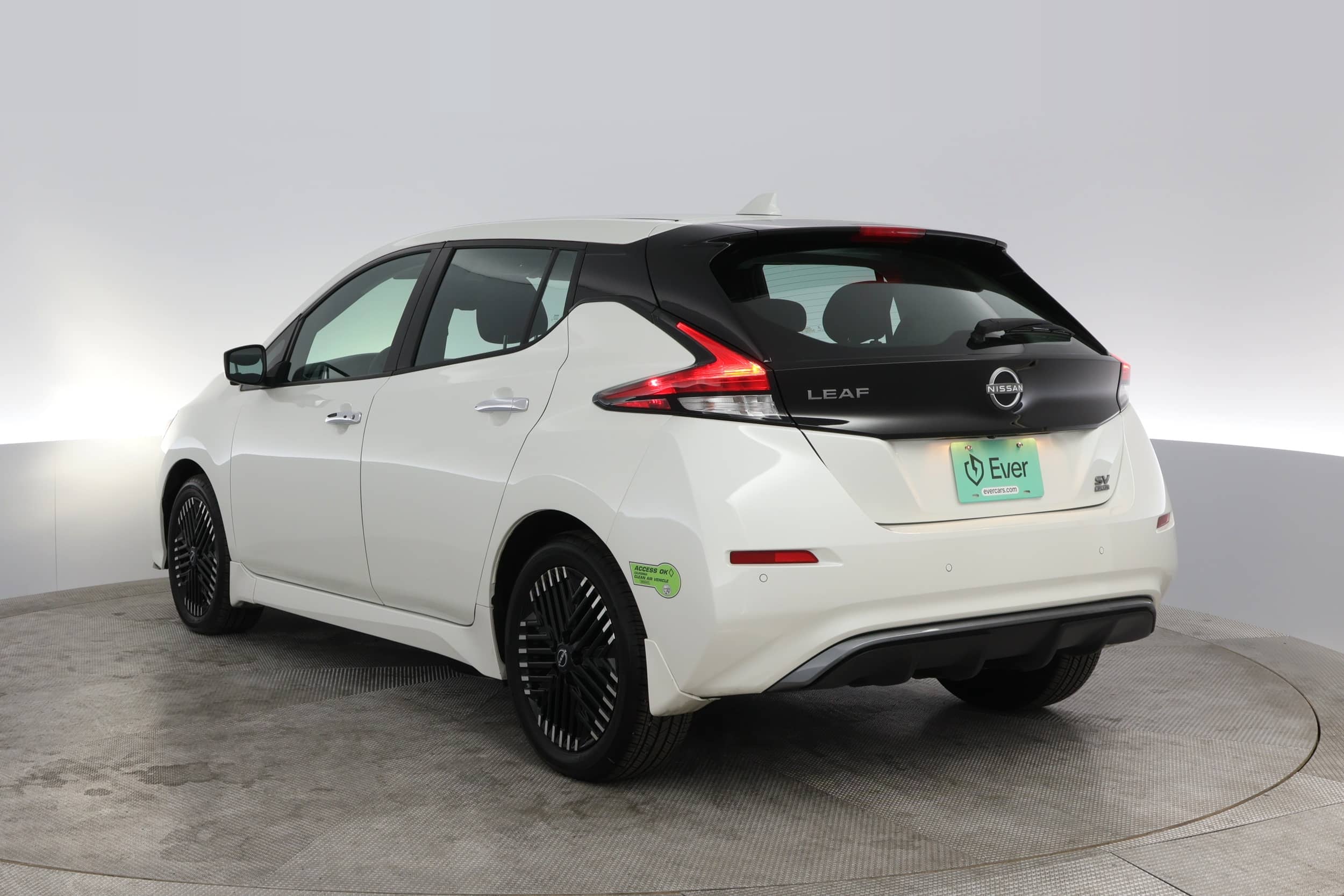 EverCars Co. vehicle image 9 for Nissan LEAF -  SV Plus on EverCars Co.