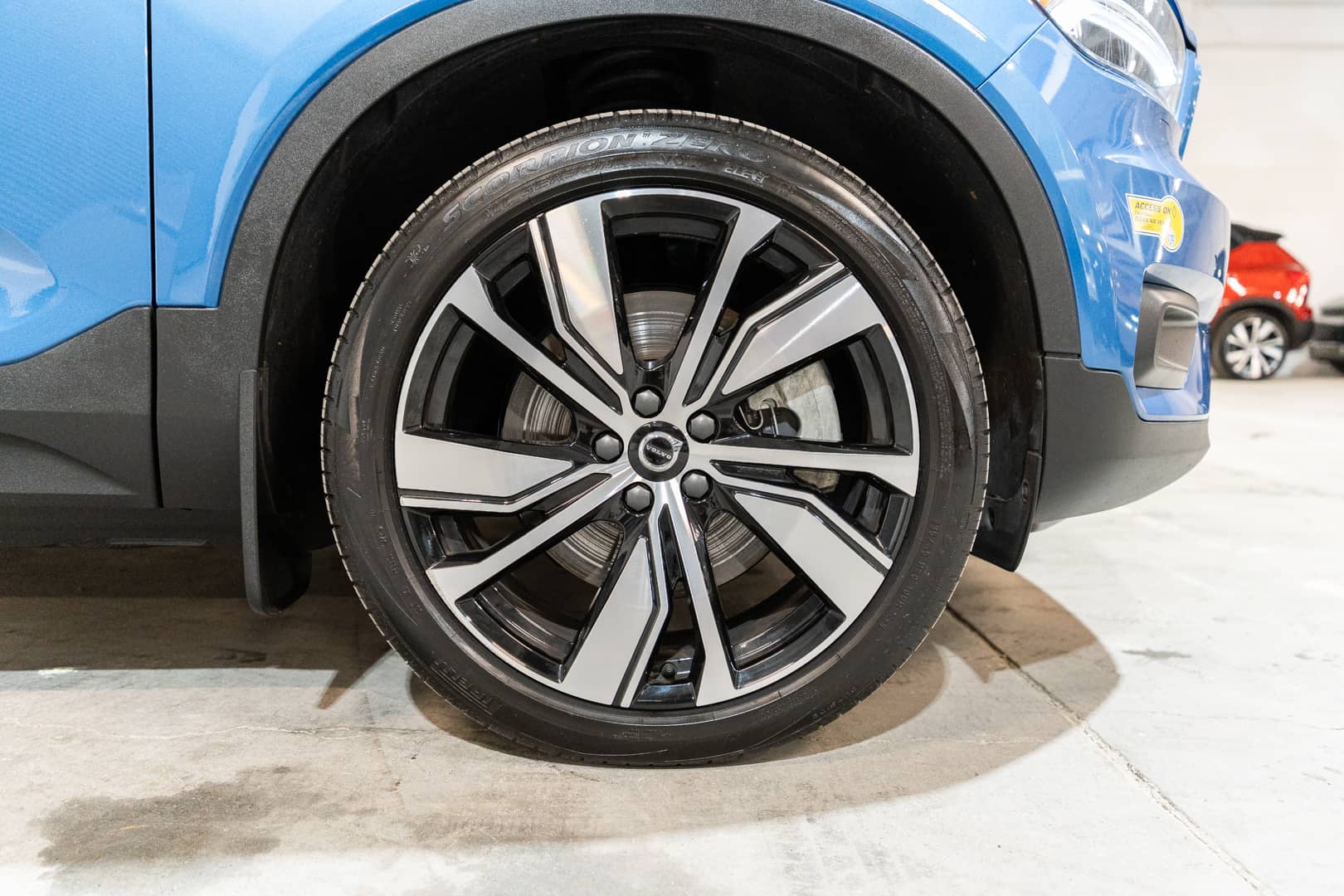 EverCars Co. vehicle image 16 for Volvo XC40 Recharge -  Pure Electric P8 on EverCars Co.