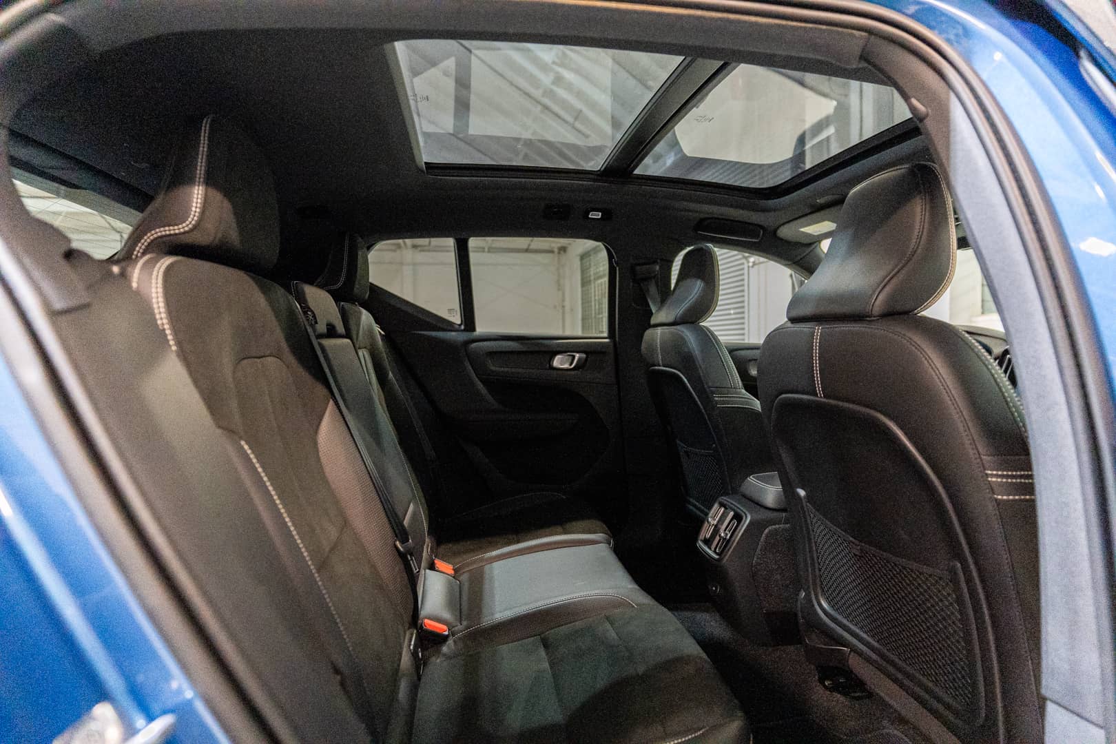 EverCars Co. vehicle image 13 for Volvo XC40 Recharge -  Pure Electric P8 on EverCars Co.