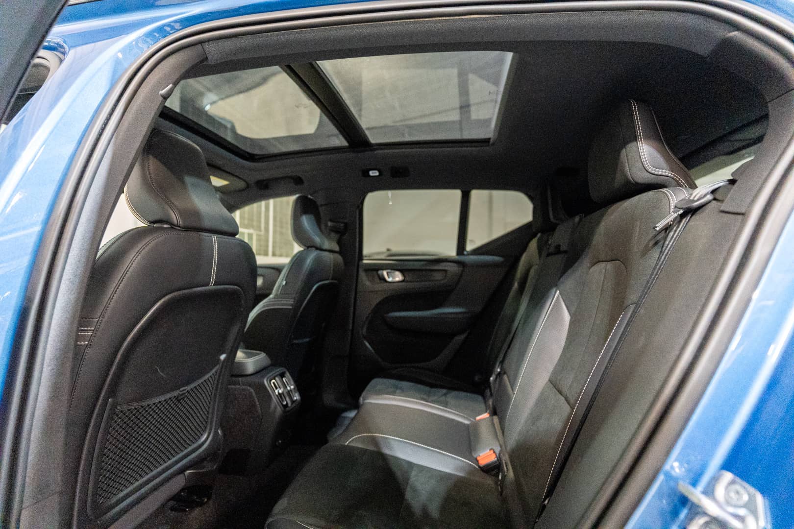 EverCars Co. vehicle image 11 for Volvo XC40 Recharge -  Pure Electric P8 on EverCars Co.