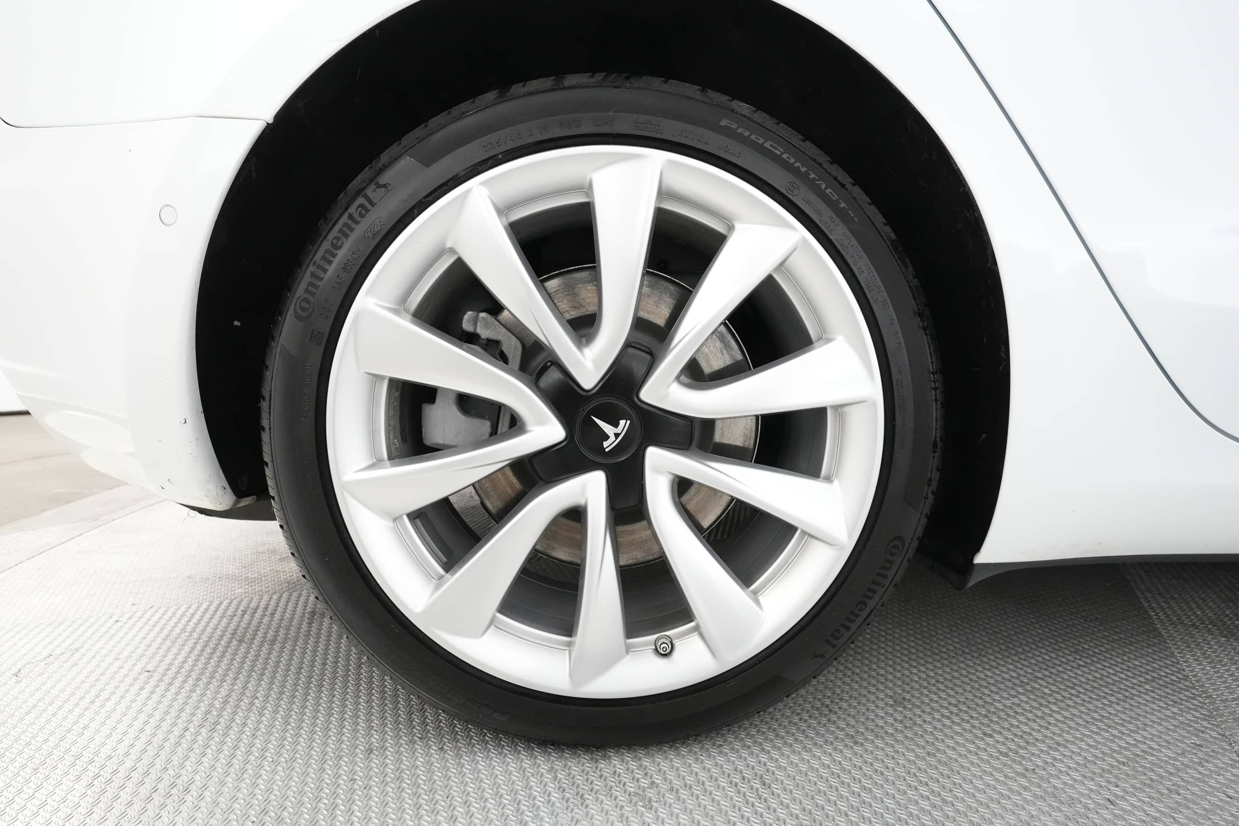 EverCars Co. vehicle image 14 for Tesla Model 3 -  Long Range on EverCars Co.