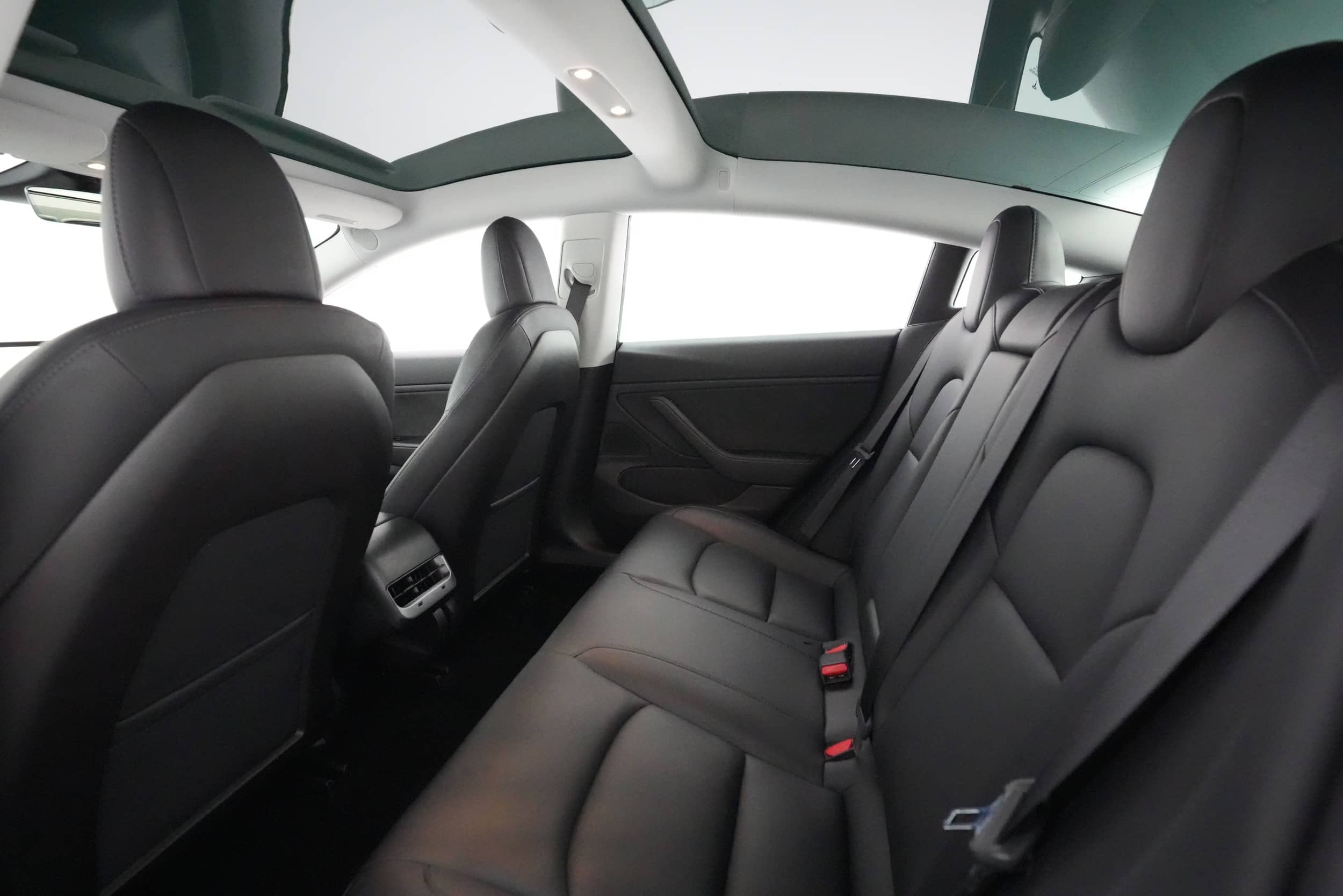 EverCars Co. vehicle image 16 for Tesla Model 3 -  Long Range on EverCars Co.