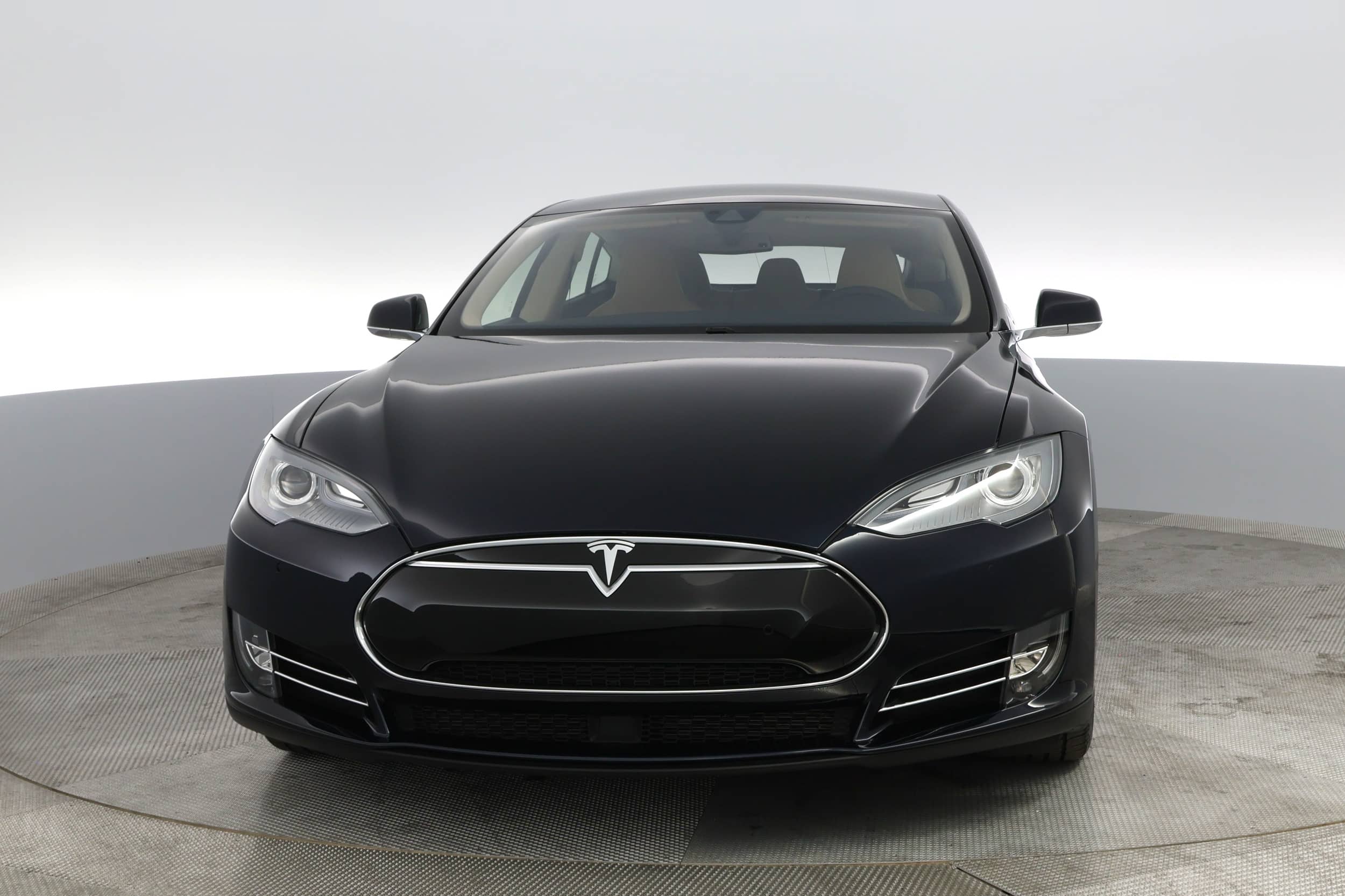 EverCars Co. vehicle image 11 for Tesla Model S -  85D on EverCars Co.