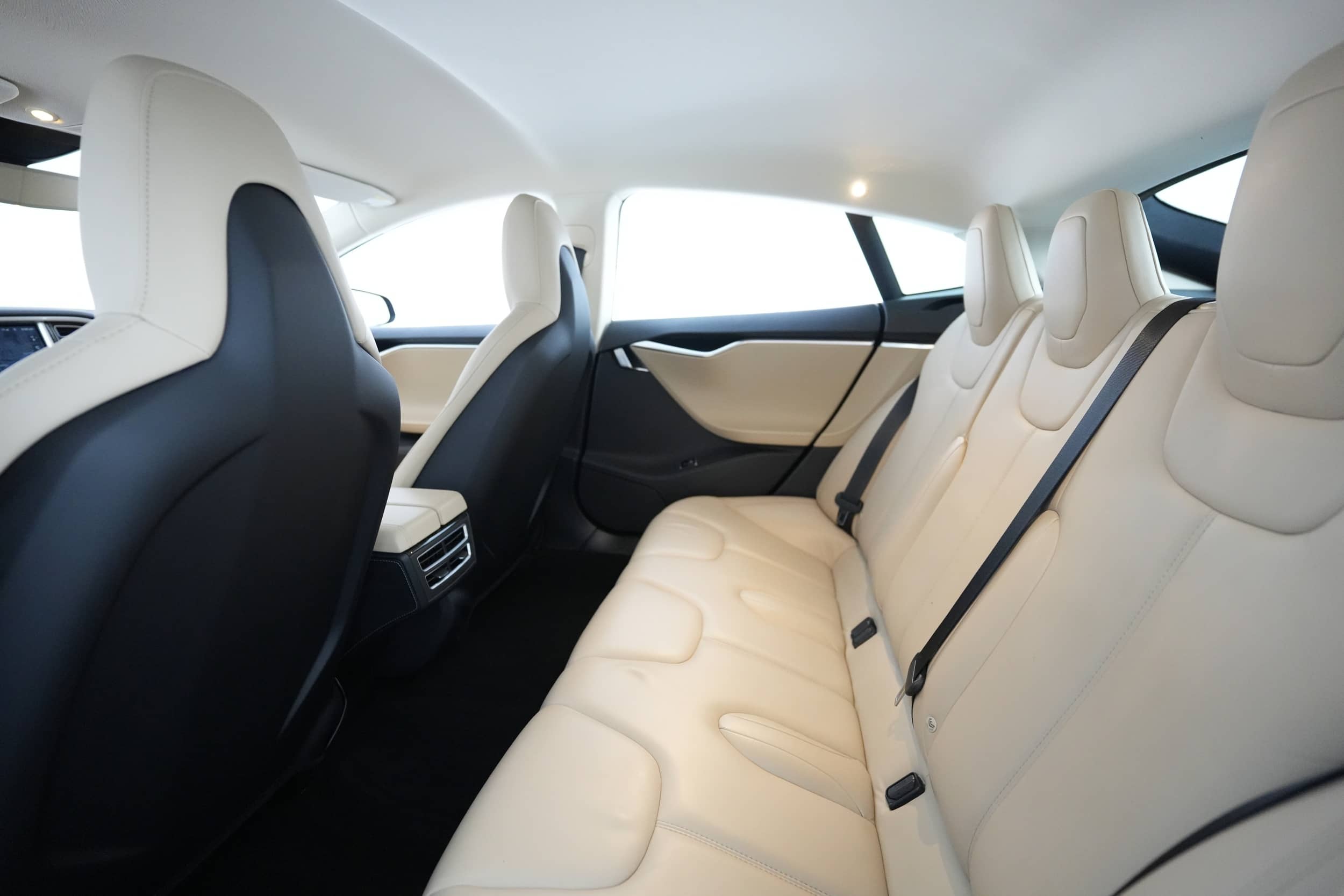 EverCars Co. vehicle image 17 for Tesla Model S -  85D on EverCars Co.