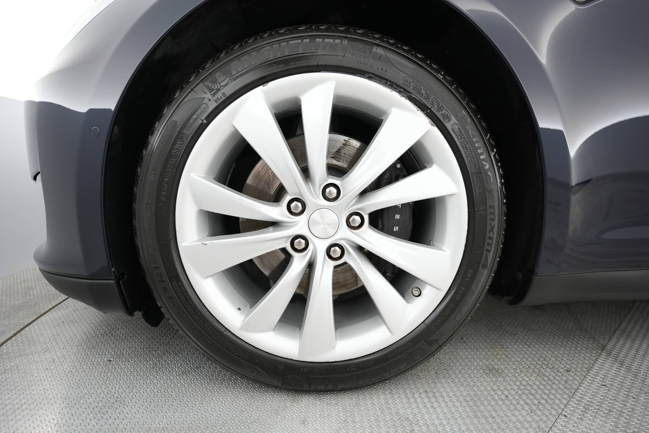 EverCars Co. vehicle image 7 for Tesla Model S -  85D on EverCars Co.