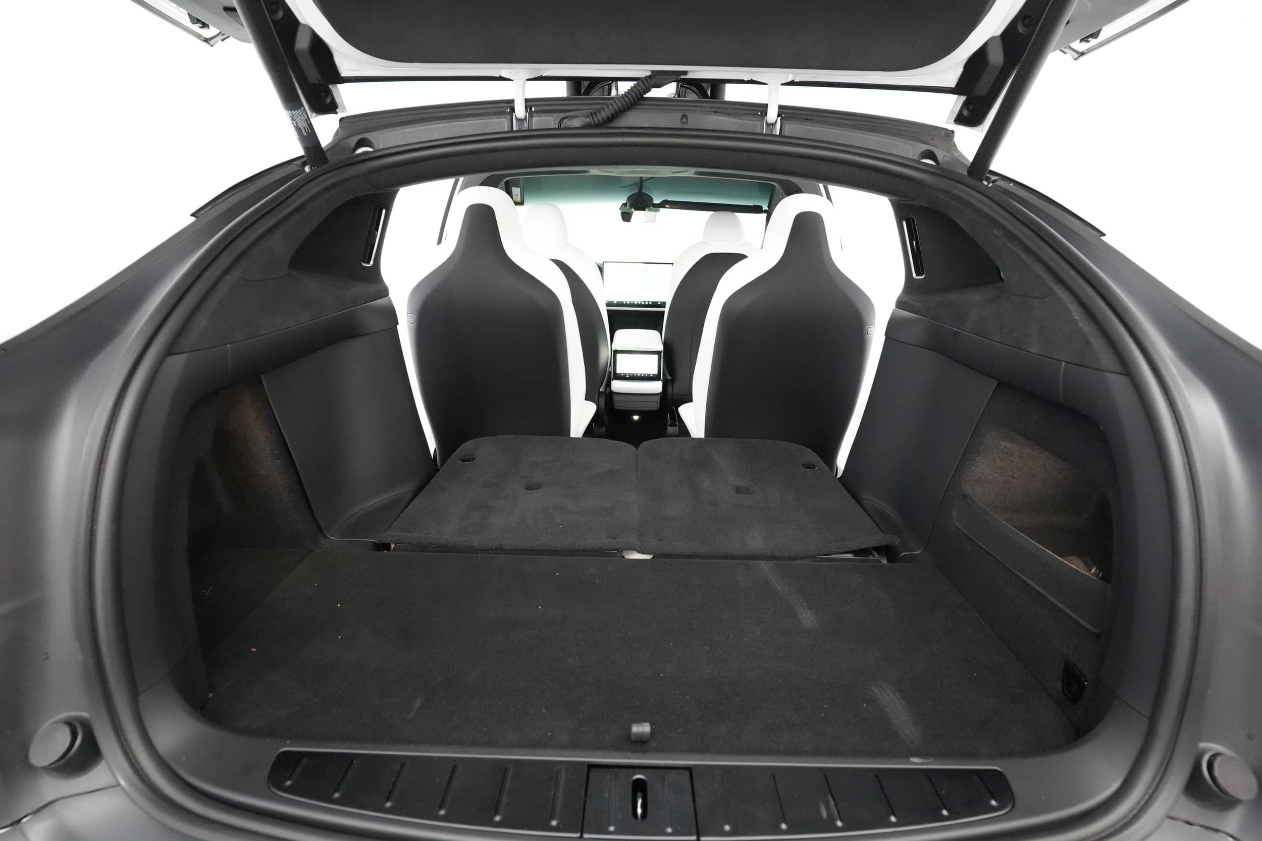 EverCars Co. vehicle image 5 for Tesla Model X -  Long Range on EverCars Co.