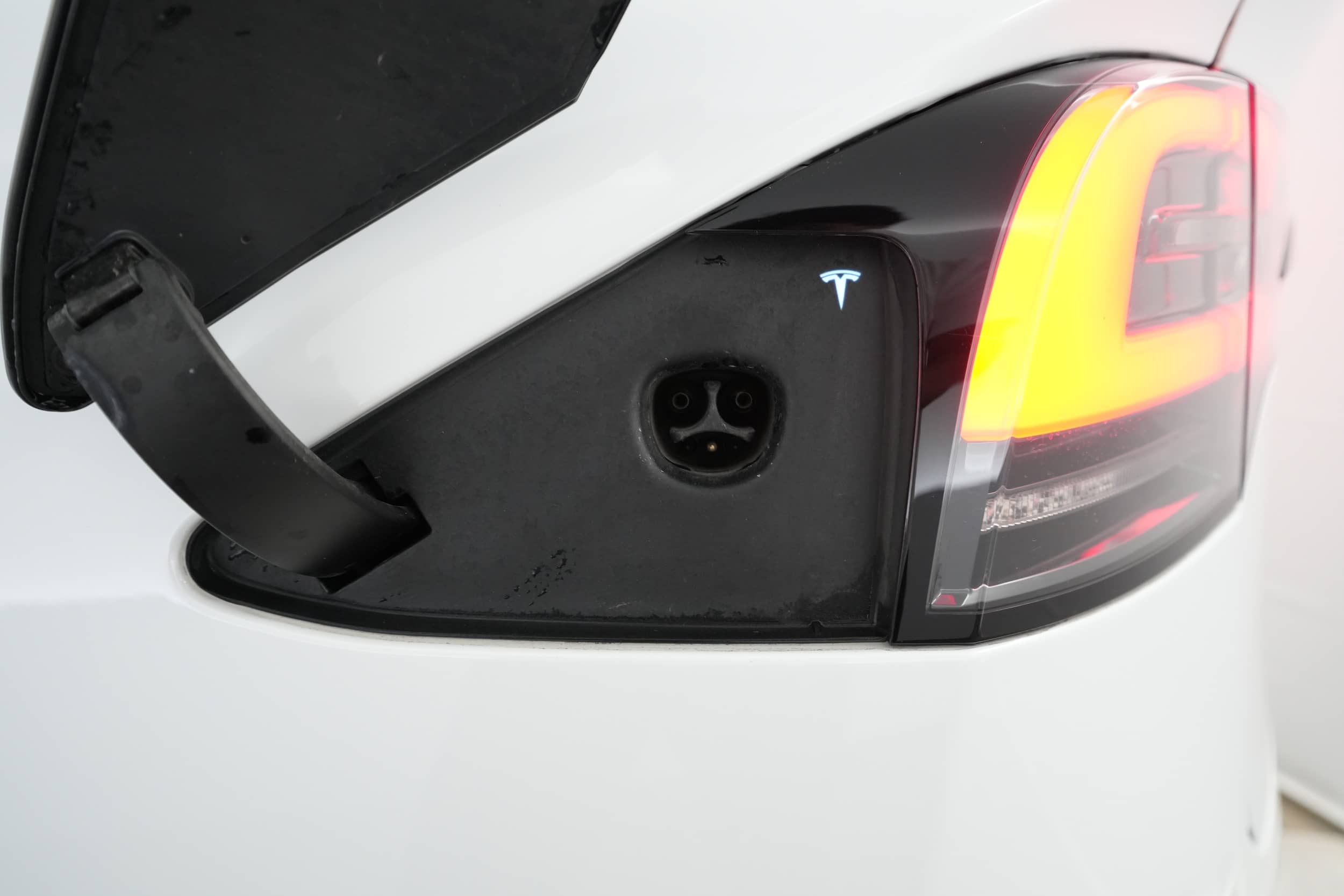 EverCars Co. vehicle image 8 for Tesla Model X -  Long Range on EverCars Co.