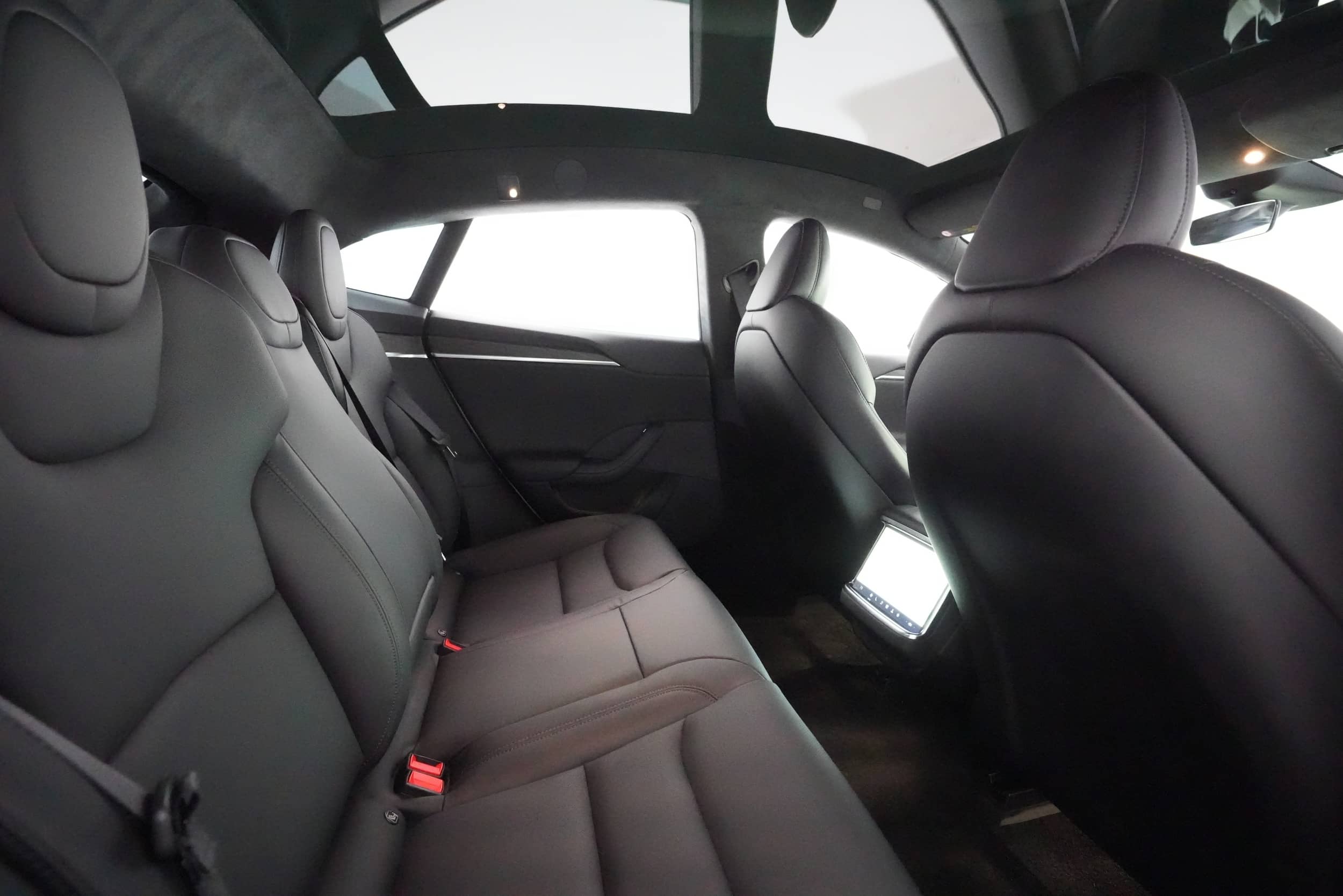 EverCars Co. vehicle image 4 for Tesla Model S -  Standard Range on EverCars Co.