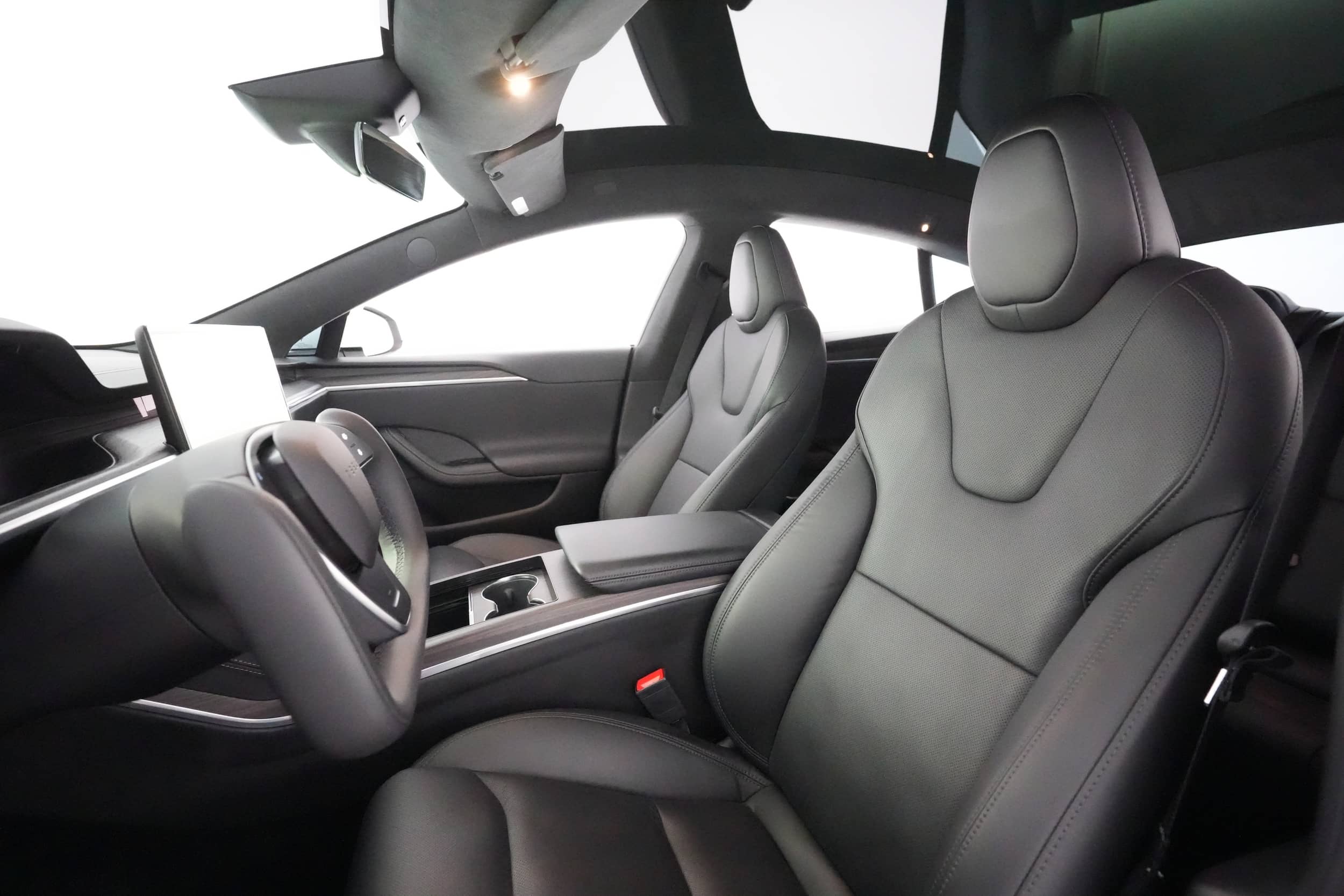 EverCars Co. vehicle image 2 for Tesla Model S -  Standard Range on EverCars Co.