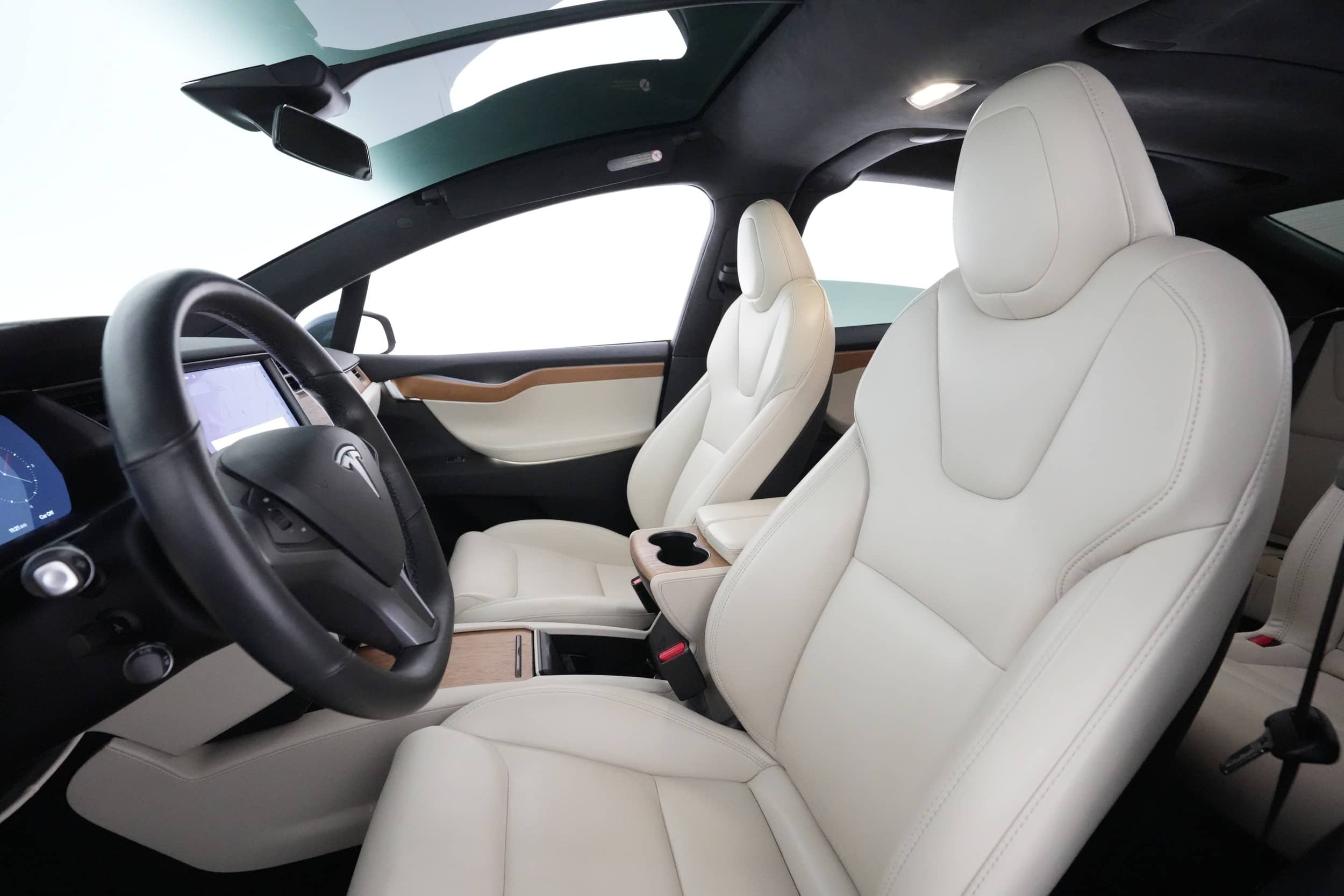 EverCars Co. vehicle image 16 for Tesla Model X -  Long Range on EverCars Co.