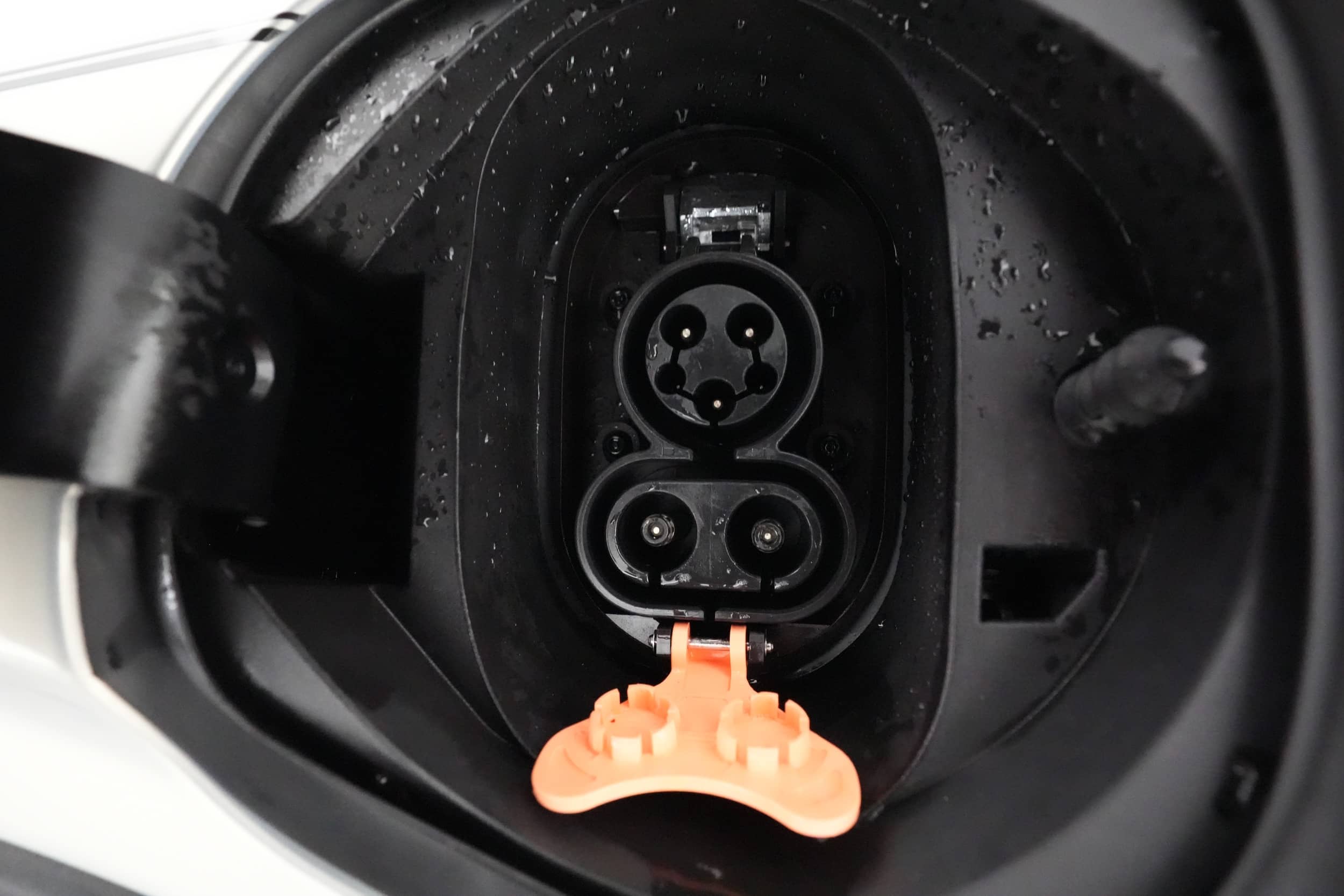 EverCars Co. vehicle image 18 for Chevrolet Bolt EUV -  LT on EverCars Co.