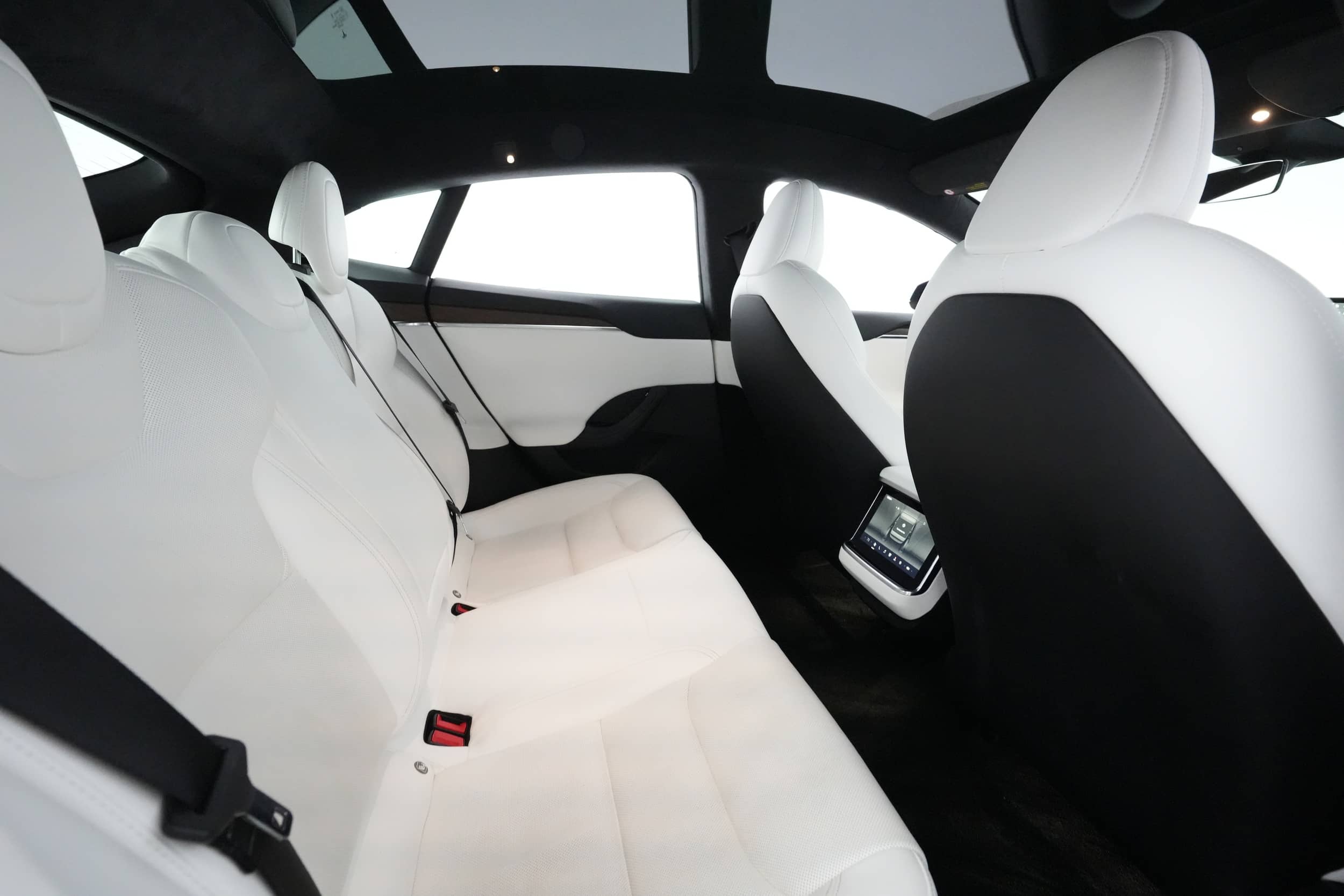 EverCars Co. vehicle image 4 for Tesla Model S -  Base on EverCars Co.