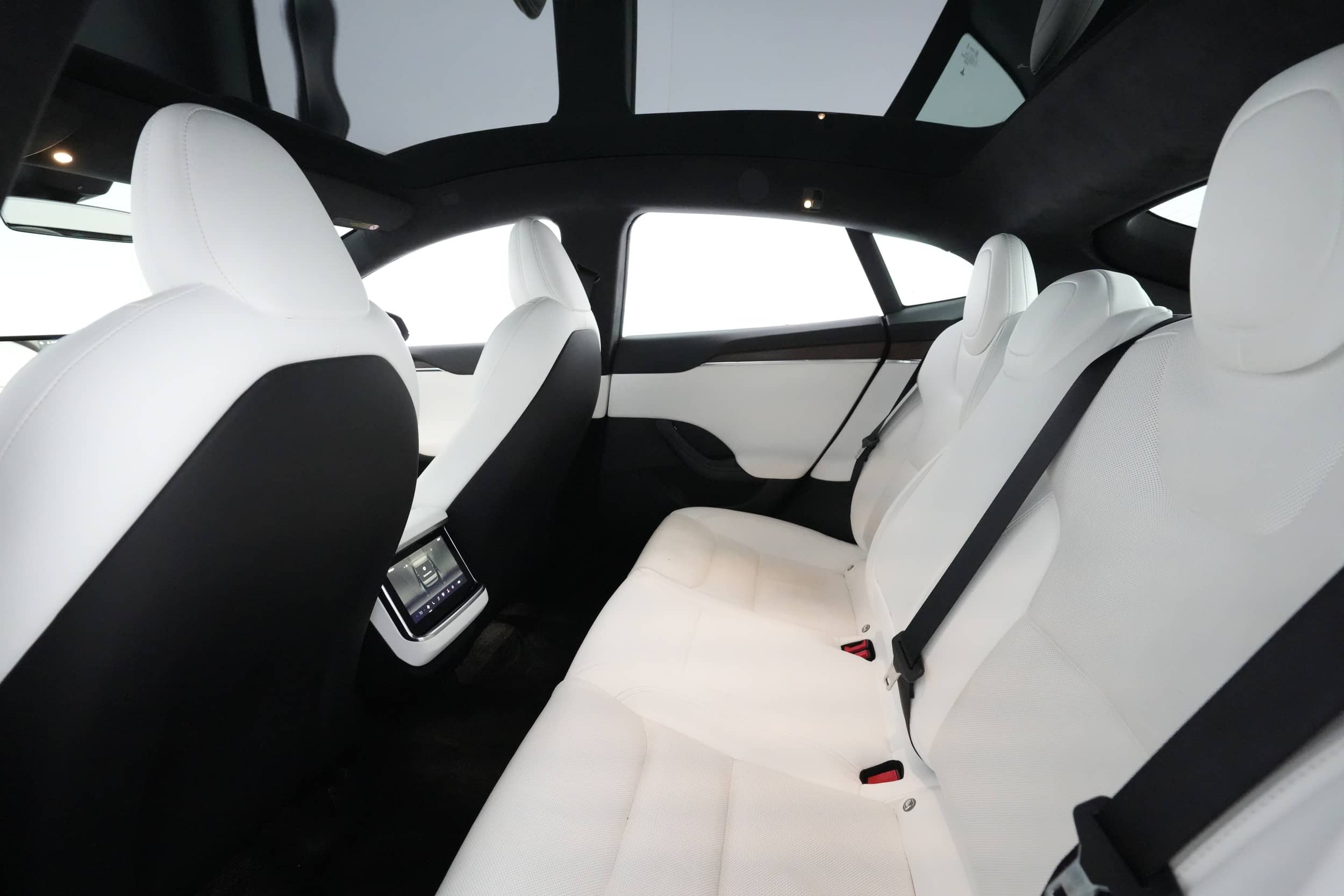 EverCars Co. vehicle image 20 for Tesla Model S -  Base on EverCars Co.