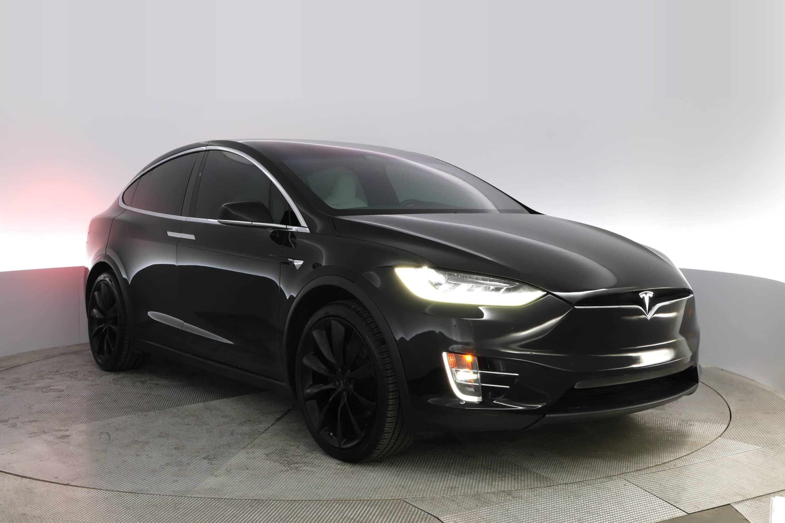 EverCars Co. vehicle image 13 for Tesla Model X -  Long Range on EverCars Co.
