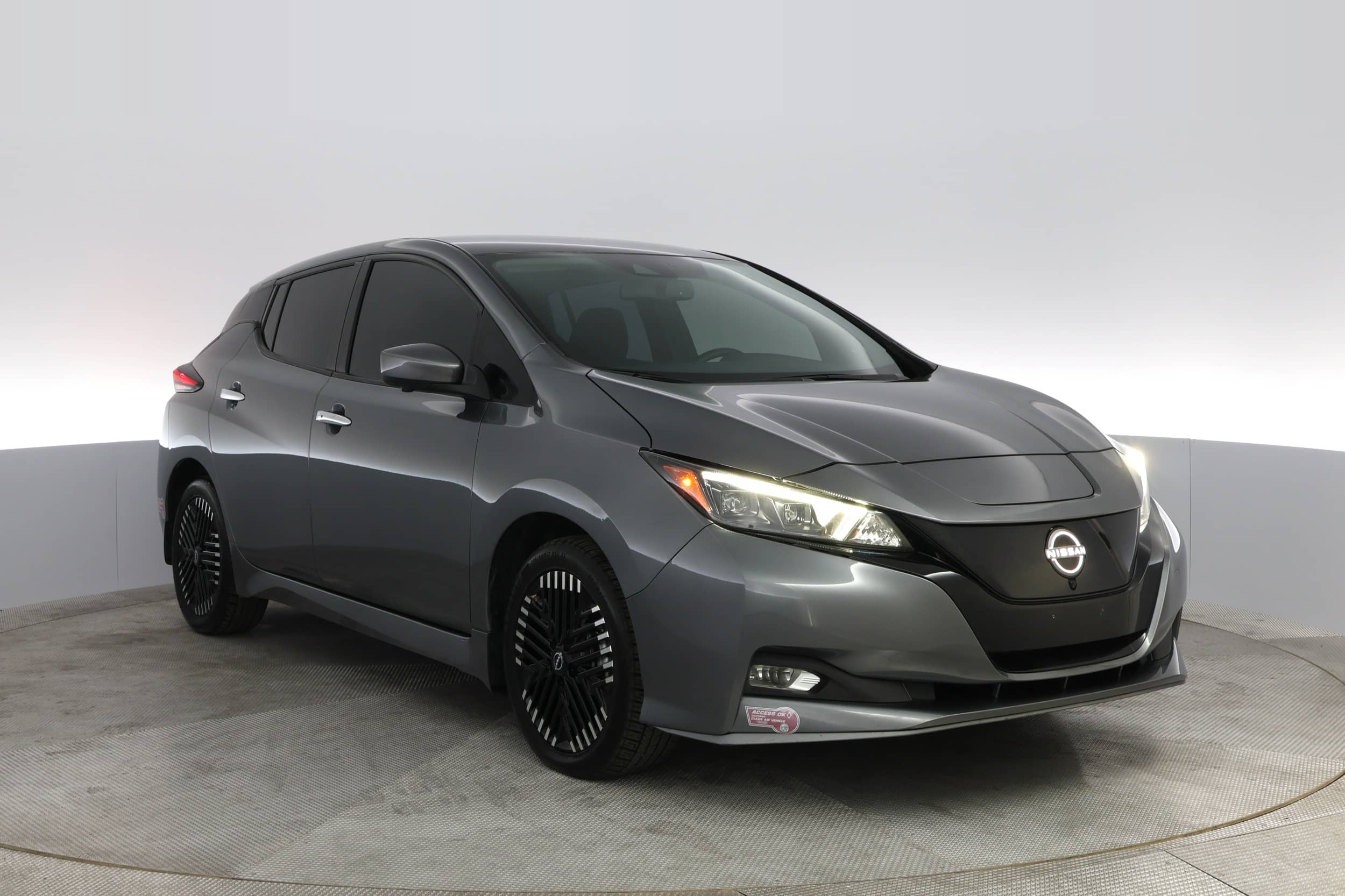 EverCars Co. vehicle image 13 for Nissan LEAF -  SV PLUS on EverCars Co.