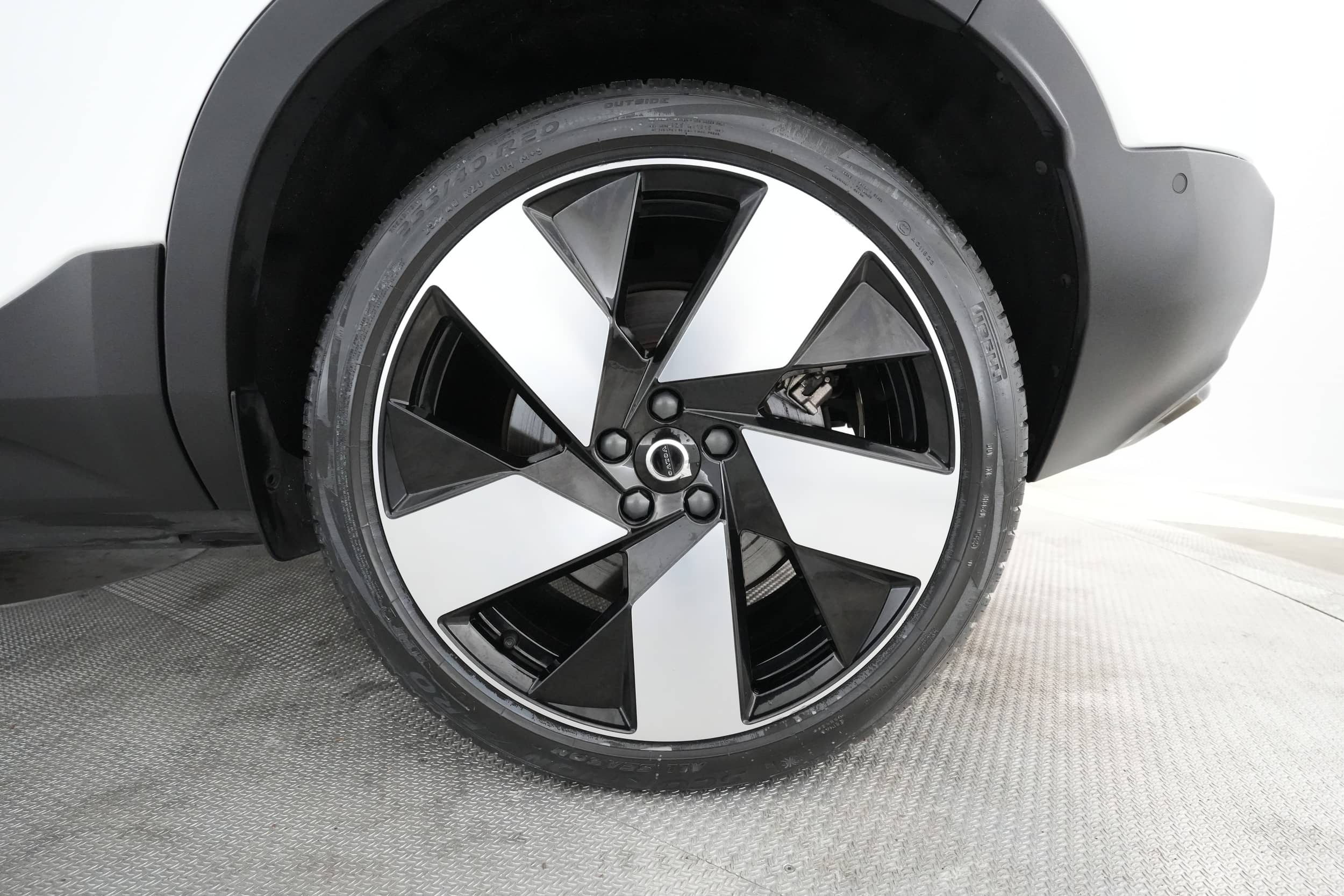 EverCars Co. vehicle image 12 for Volvo C40 Recharge -  Twin Ultimate on EverCars Co.