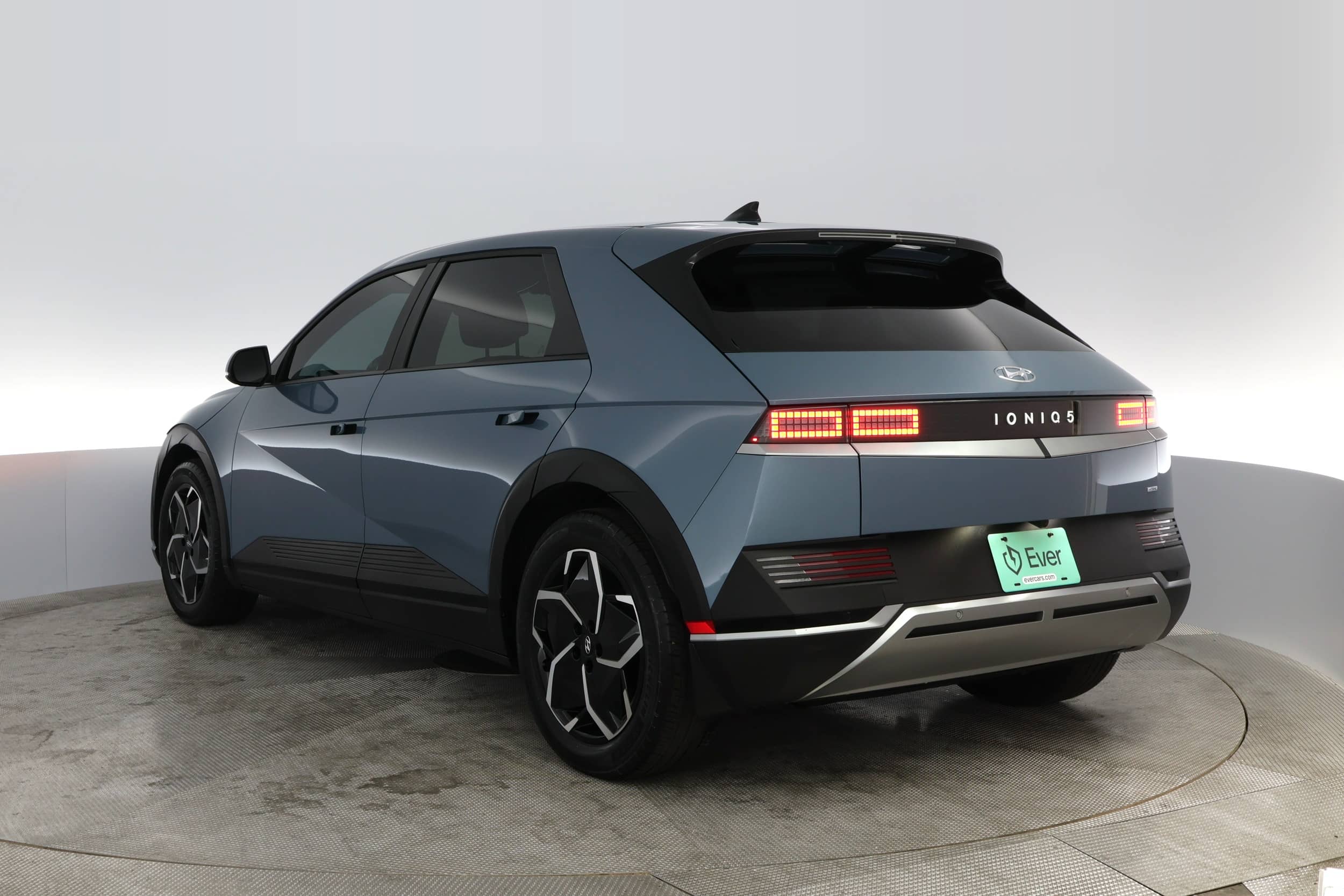 EverCars Co. vehicle image 9 for Hyundai IONIQ 5 -  SEL on EverCars Co.