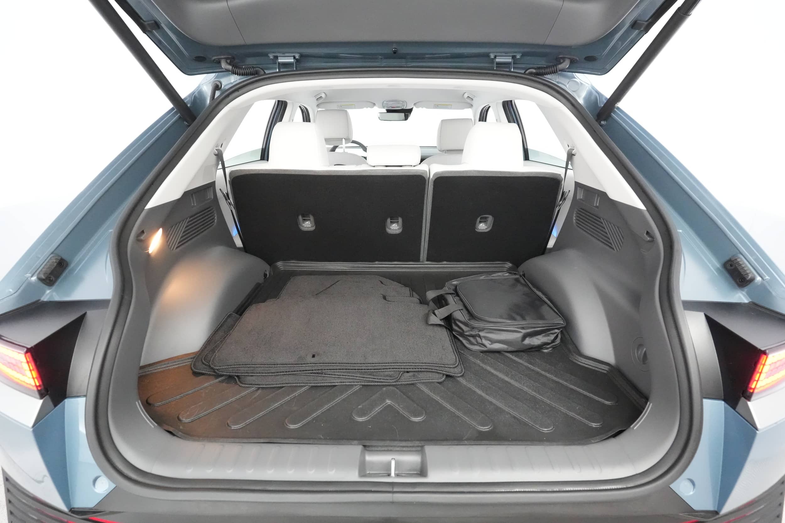EverCars Co. vehicle image 6 for Hyundai IONIQ 5 -  SEL on EverCars Co.