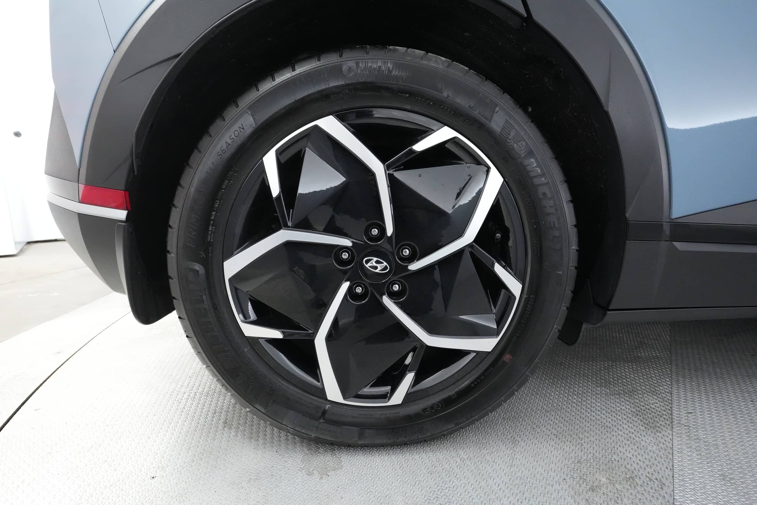 EverCars Co. vehicle image 15 for Hyundai IONIQ 5 -  SEL on EverCars Co.