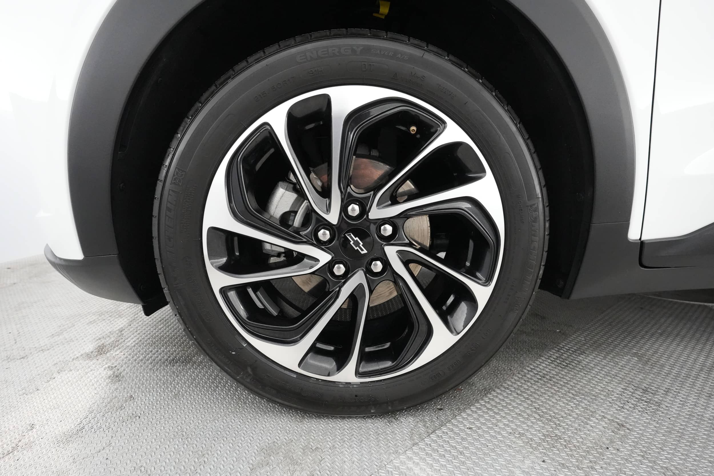 EverCars Co. vehicle image 11 for Chevrolet Bolt EUV -  Premier 2LZ on EverCars Co.