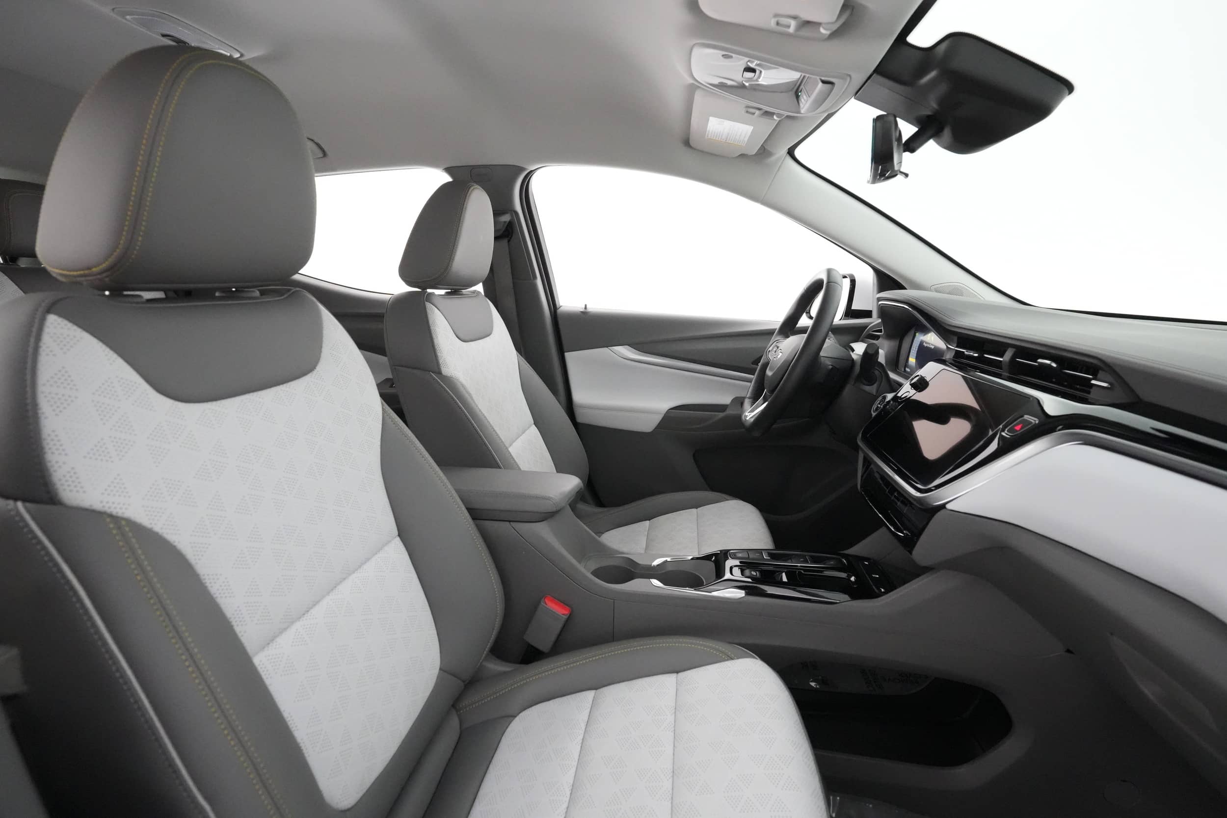 EverCars Co. vehicle image 17 for Chevrolet Bolt EUV -  Premier 2LZ on EverCars Co.