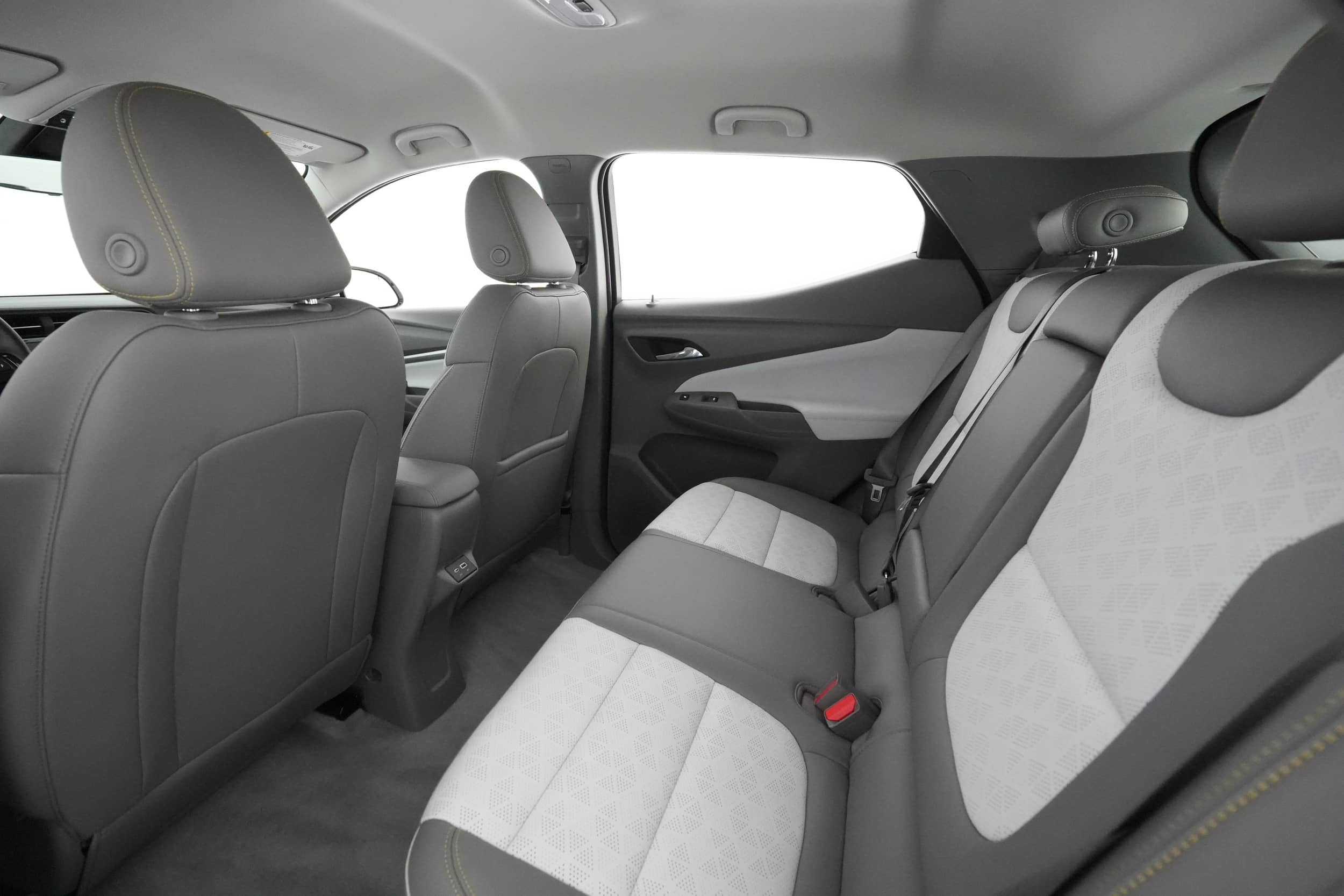 EverCars Co. vehicle image 16 for Chevrolet Bolt EUV -  Premier 2LZ on EverCars Co.