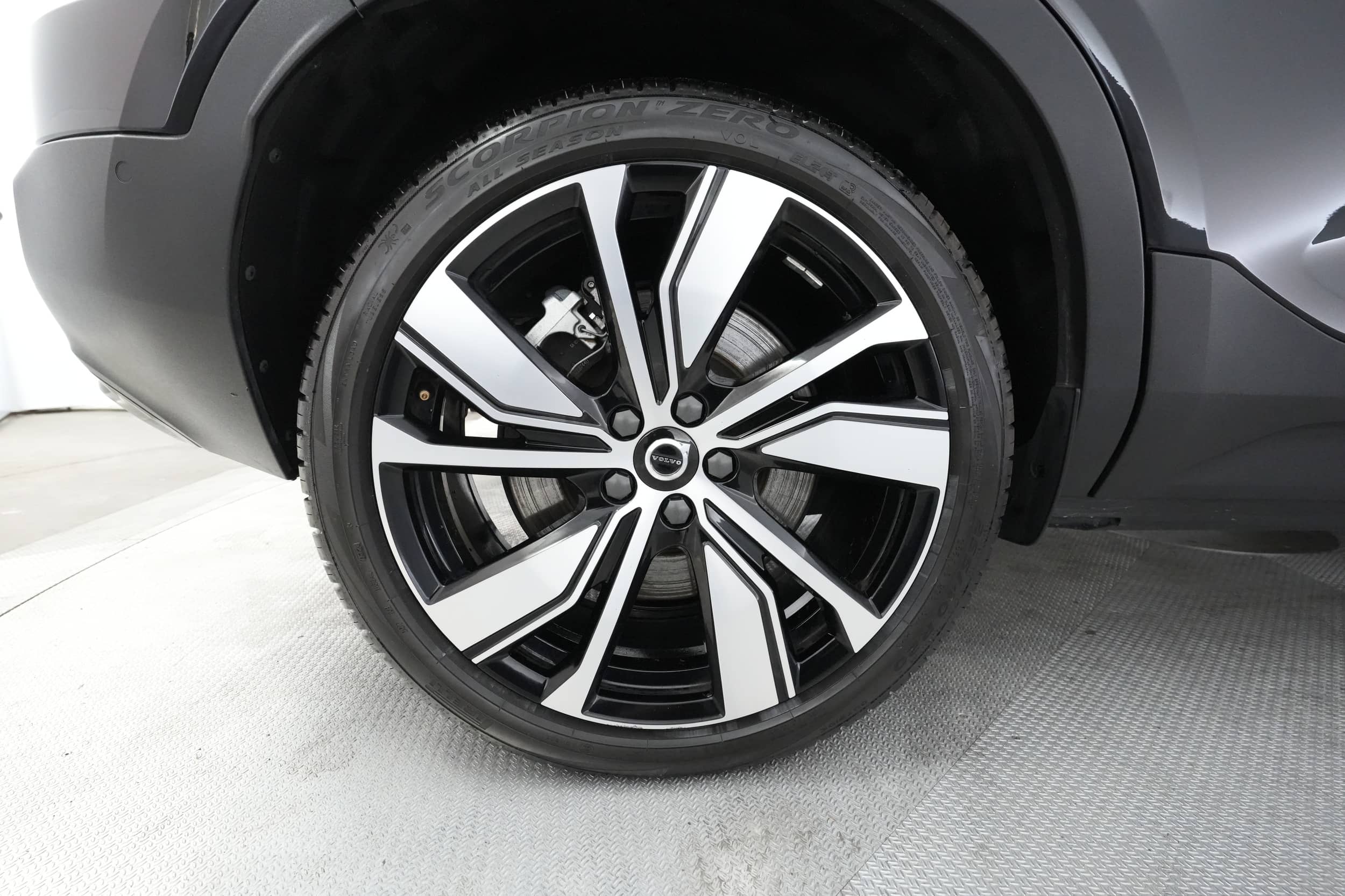 EverCars Co. vehicle image 15 for Volvo XC40 Recharge -  Pure Electric P8 Ultimate on EverCars Co.