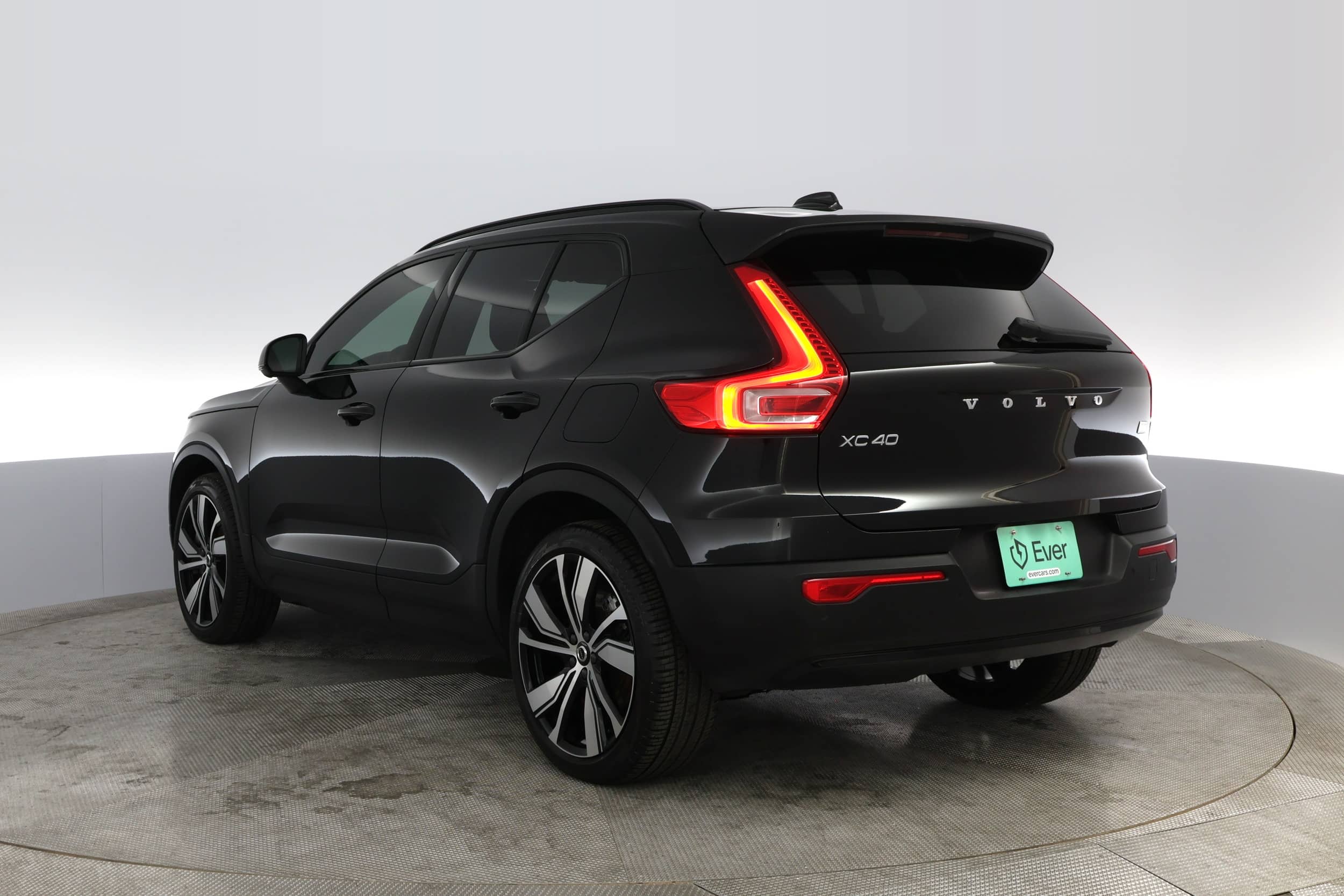 EverCars Co. vehicle image 9 for Volvo XC40 Recharge -  Pure Electric P8 Ultimate on EverCars Co.