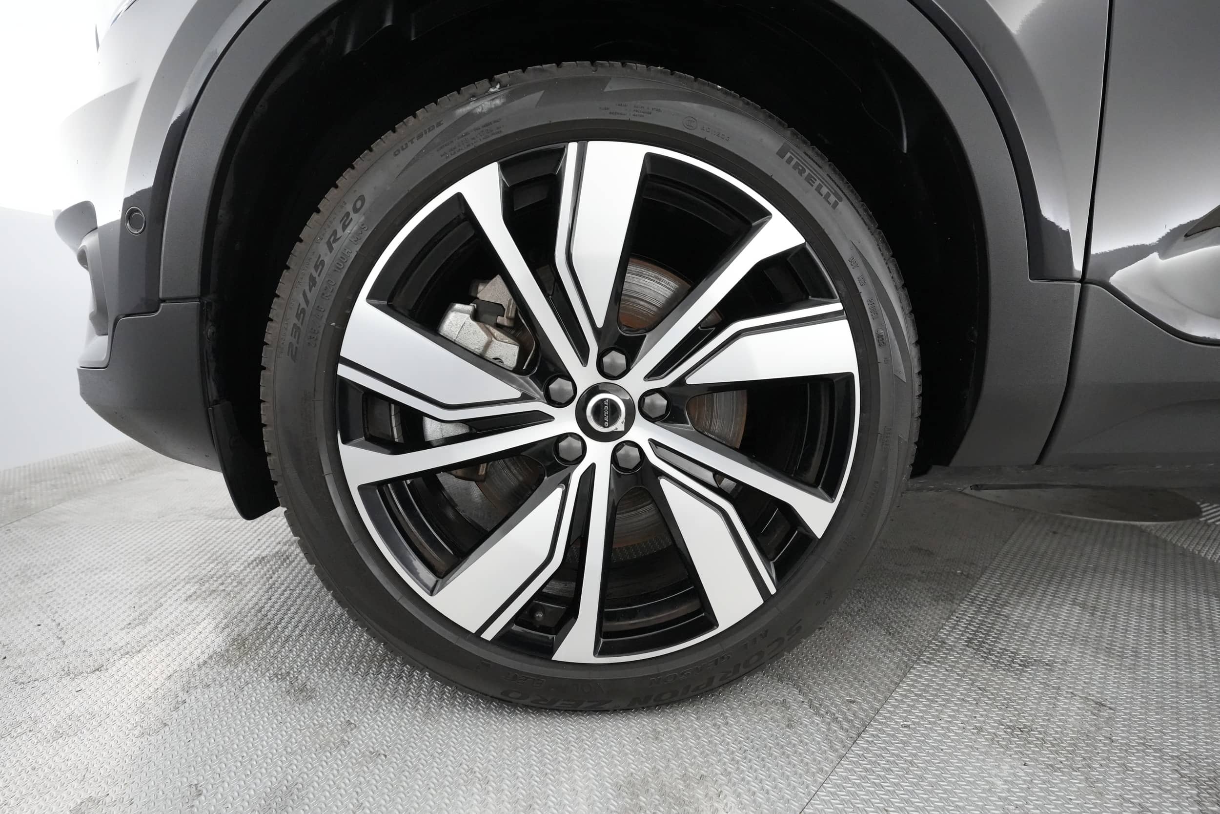 EverCars Co. vehicle image 7 for Volvo XC40 Recharge -  Pure Electric P8 Ultimate on EverCars Co.